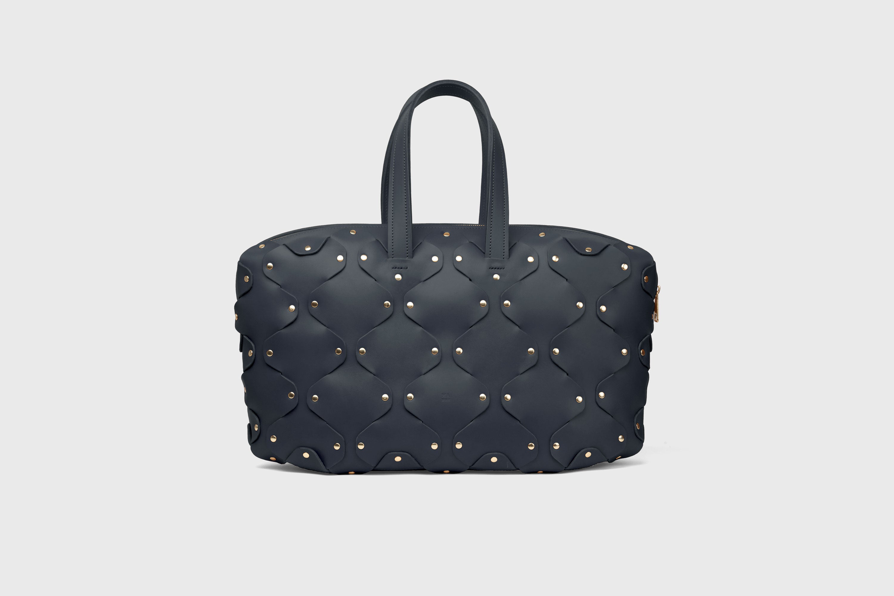 Nauto Leather Bag Marine Blue Color Vegetable Tanned Full Grain Spain Brass Rivets Design Minimalist Modern Big Travel Zipper Office Handbag Atelier Madre Manuel Dreesmann Barcelona