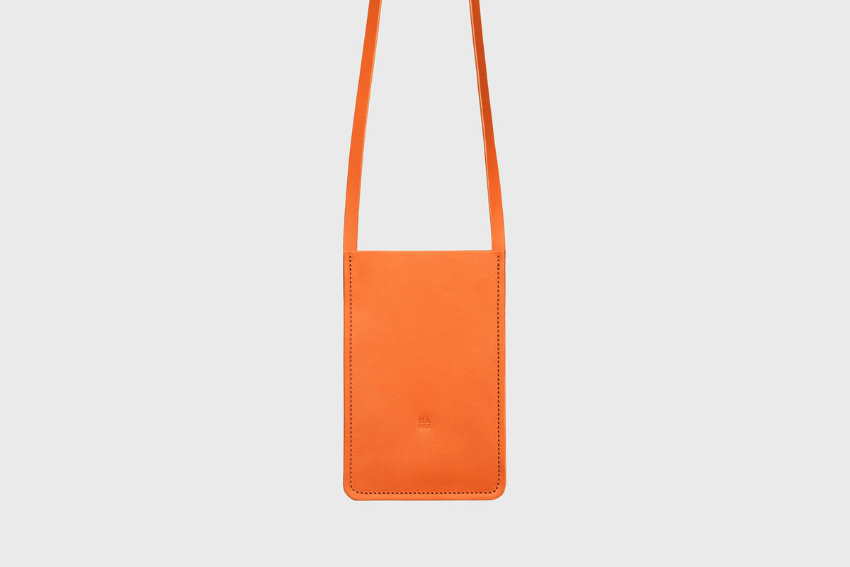 Neck Pouch Leather Orange Color Minimalistic Design Atelier Madre Manuel Dreesmann Barcelona Spain 1