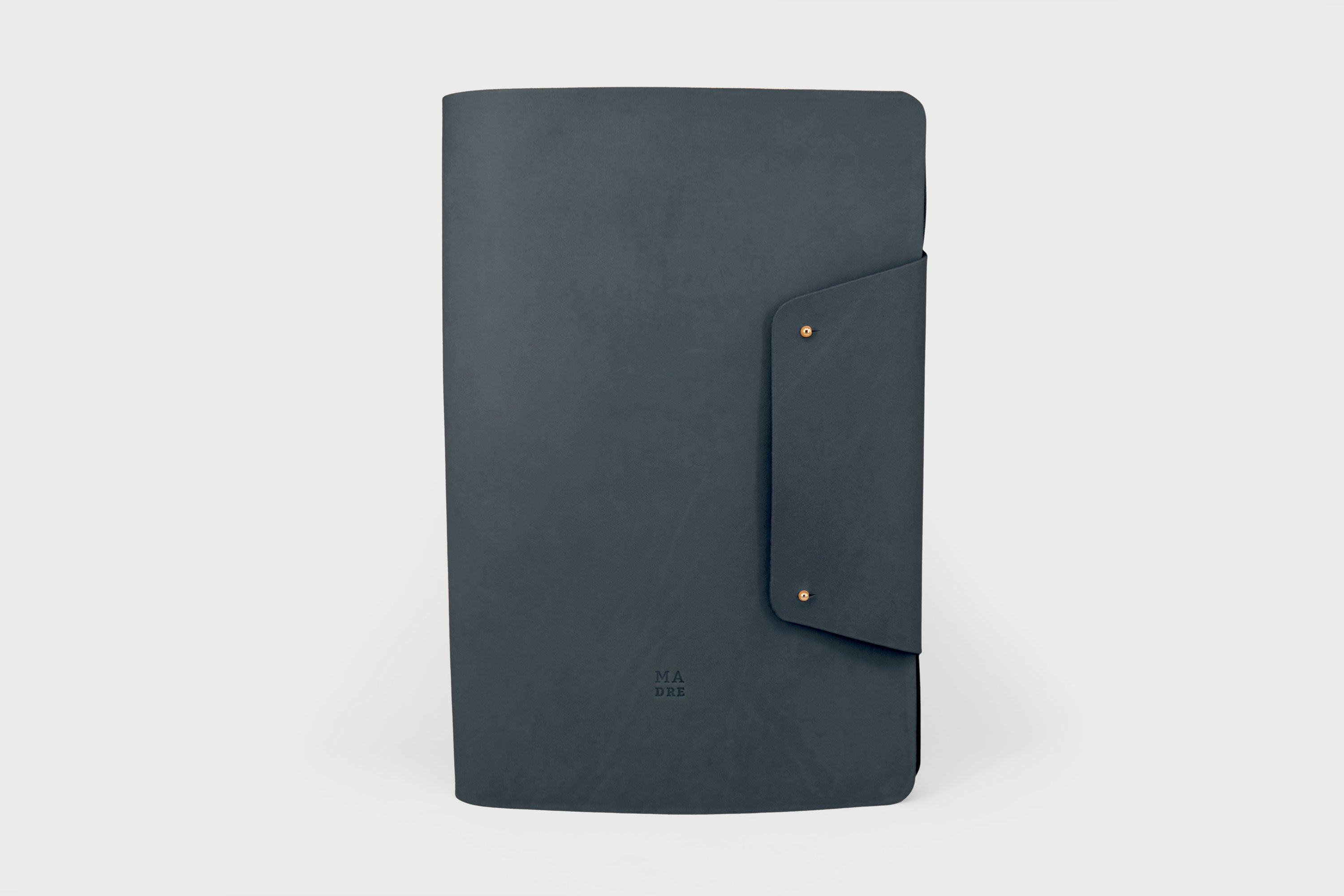 Notebook A4 Journal Leather Marine Blue Color Vachetta Notebook Sketchbook Refillable Modern Minimalist Design Premium Quality Handmade Full Grain Vegetable Tanned Atelier Madre Manuel Dreesmann Barcelona