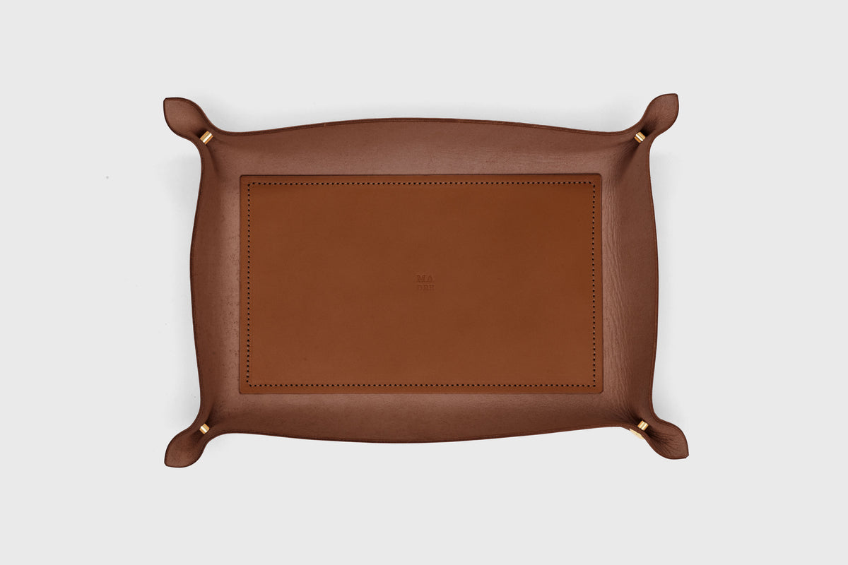 Pablo Leather Tray Large Size Dark Brown Color Minimalistic Design Atelier Madre Manuel Dreesmann Barcelona Spain 1