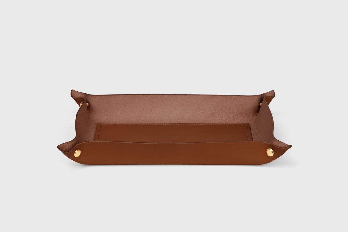 Pablo Leather Tray Large Size Dark Brown Color Minimalistic Design Atelier Madre Manuel Dreesmann Barcelona Spain 2