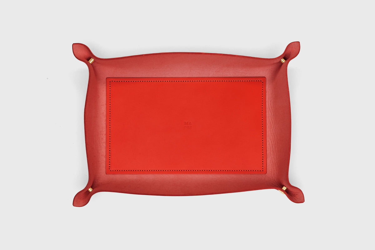 Pablo Leather Tray Large Size Red Color Minimalistic Design Atelier Madre Manuel Dreesmann Barcelona Spain 1