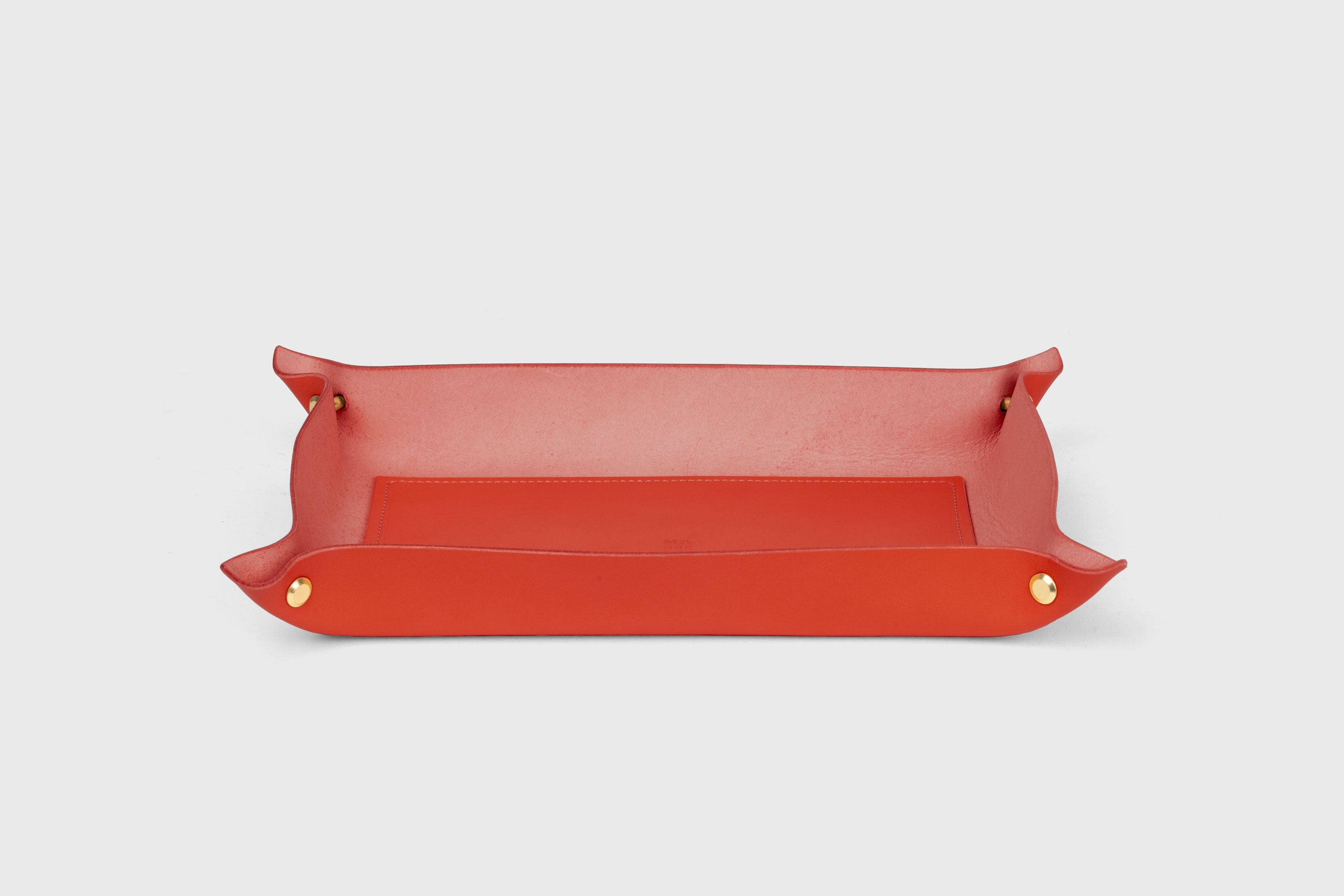 Leather Tray Large Size In Red Color Tanned Leather Minimalistic Design Atelier Madre Manuel Dreesmann Barcelona Spain 