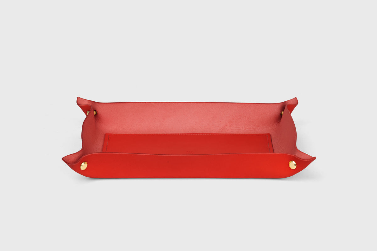 Pablo Leather Tray Large Size Red Color Minimalistic Design Atelier Madre Manuel Dreesmann Barcelona Spain 2