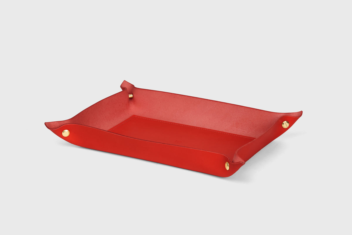 Pablo Leather Tray Large Size Red Color Minimalistic Design Atelier Madre Manuel Dreesmann Barcelona Spain 3