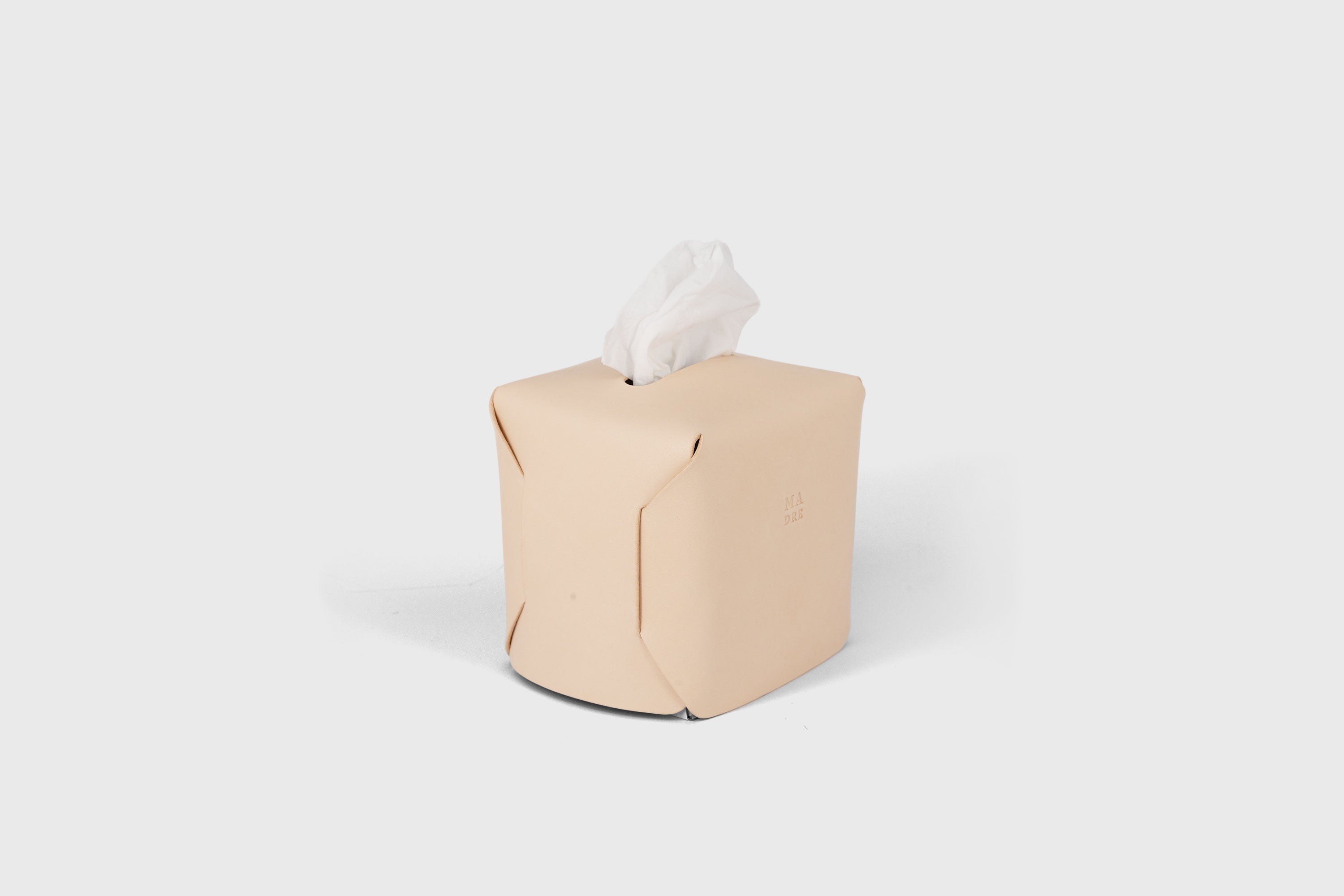 Tissue Box Cover Leather Natural Square Handmade Premium Design Minimalist Modern Atelier Madre Manuel Dreesmann Barcelona Spain