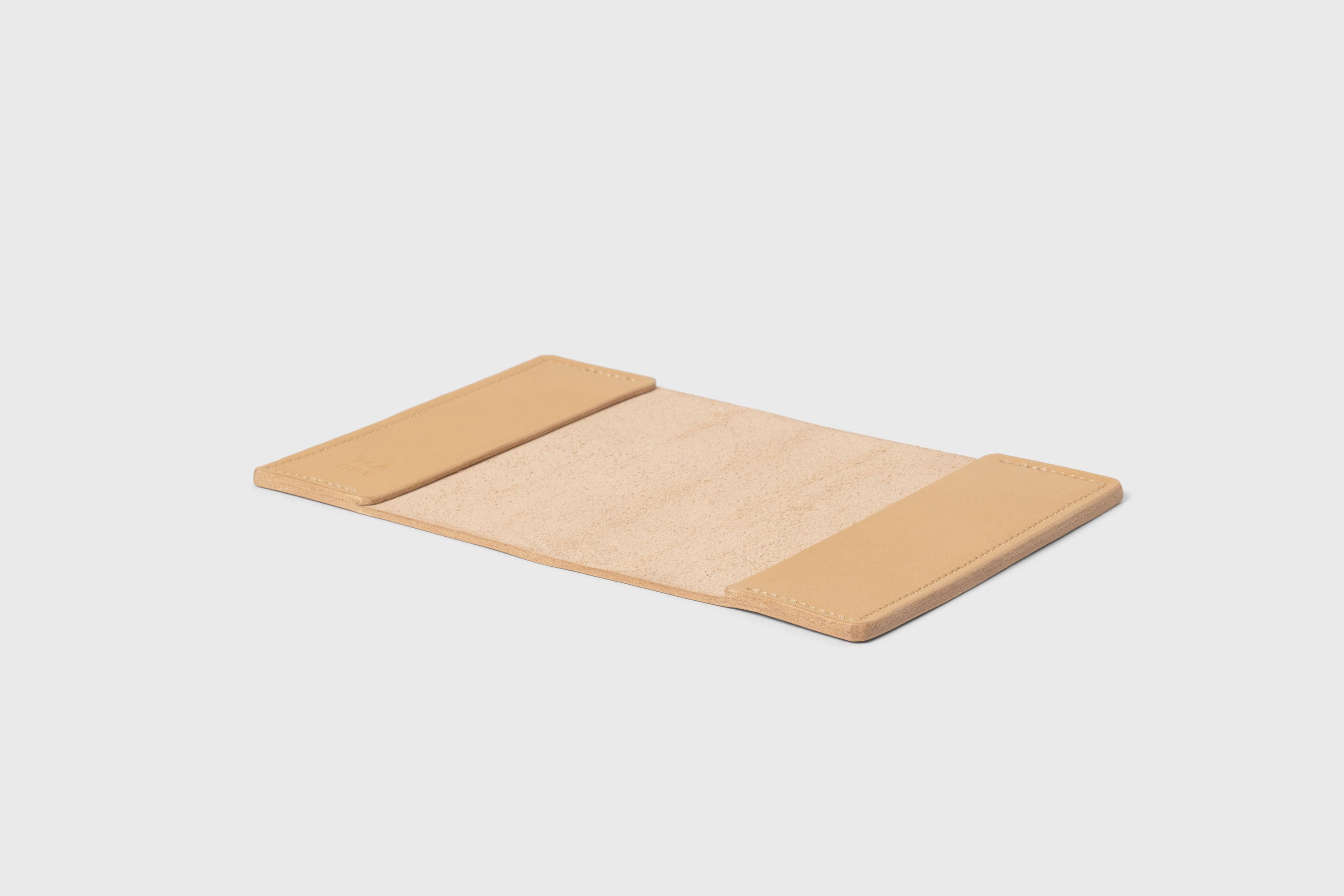 Passport Cover Holder Leather Natural Color Leather Sleeve Case Minimalistic Design Modern Premium Quality Handcraft Vegetable Tanned Leather Manuel Dreesmann Atelier Madre Barcelona Spain