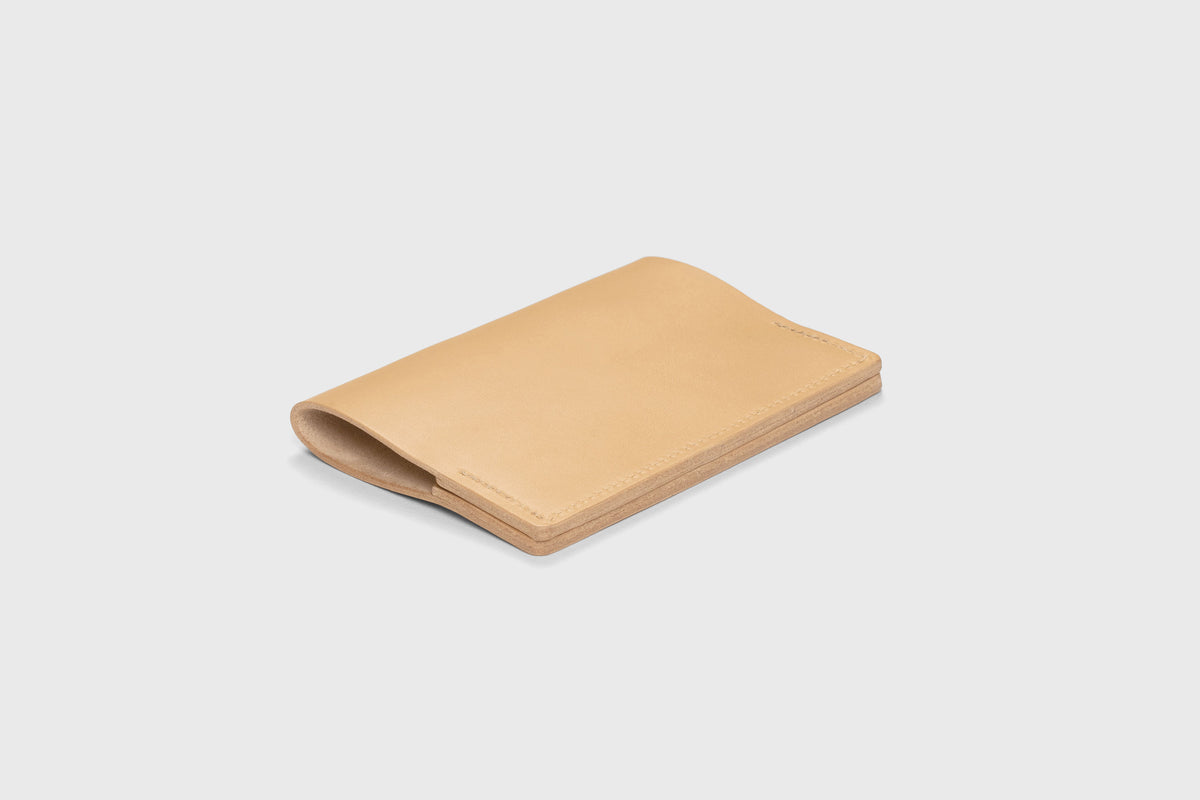 Passport Cover Leather Natural Colour Leather Vegetable Tanned Modern Minimal Design Premium Quality Atelier Madre Manuel Dreesmann Barcelona 4