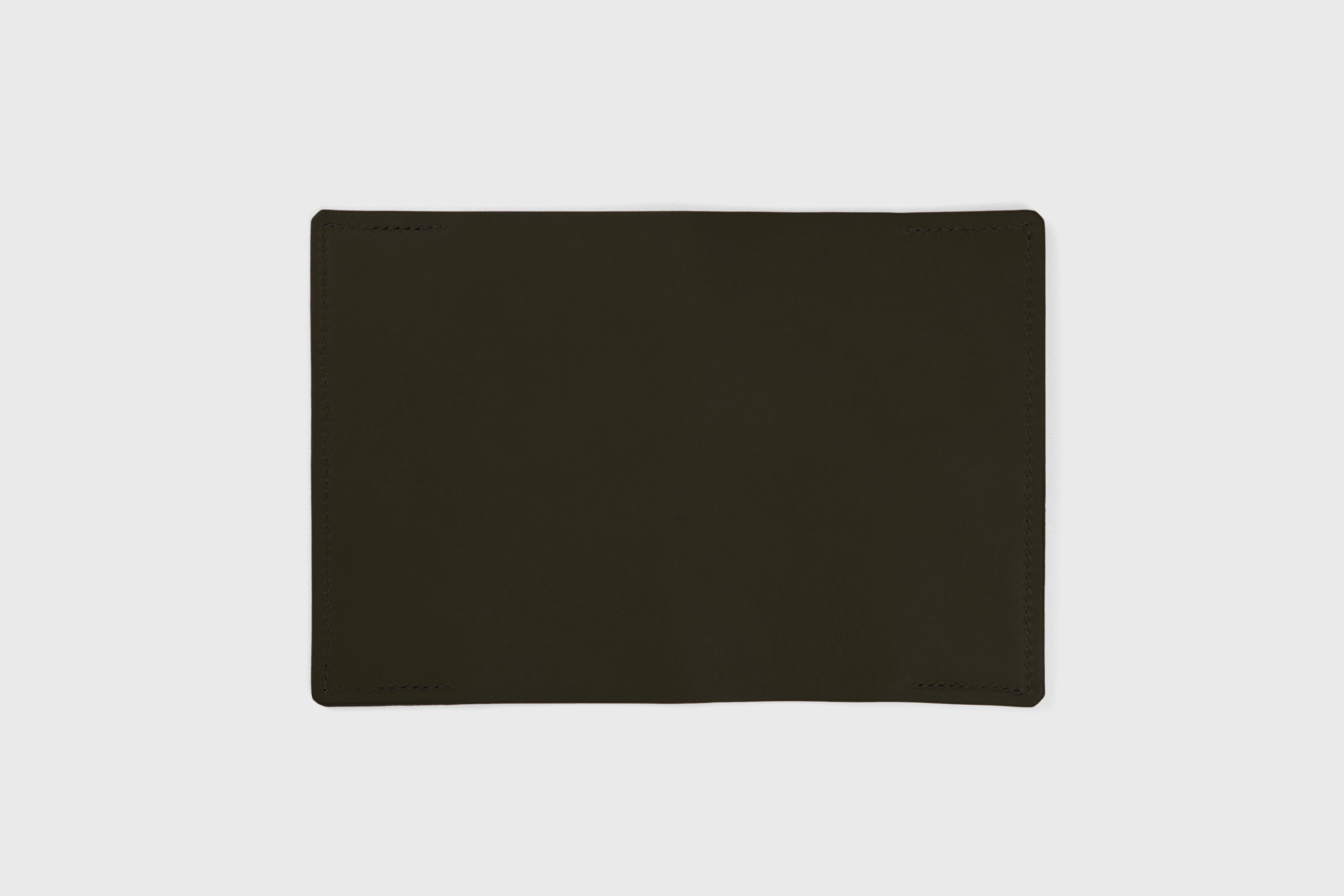Passport Cover Holder Leather Olive Green Color Leather Sleeve Case Minimalistic Design Modern Premium Quality Handcraft Vegetable Tanned Leather Manuel Dreesmann Atelier Madre Barcelona Spain