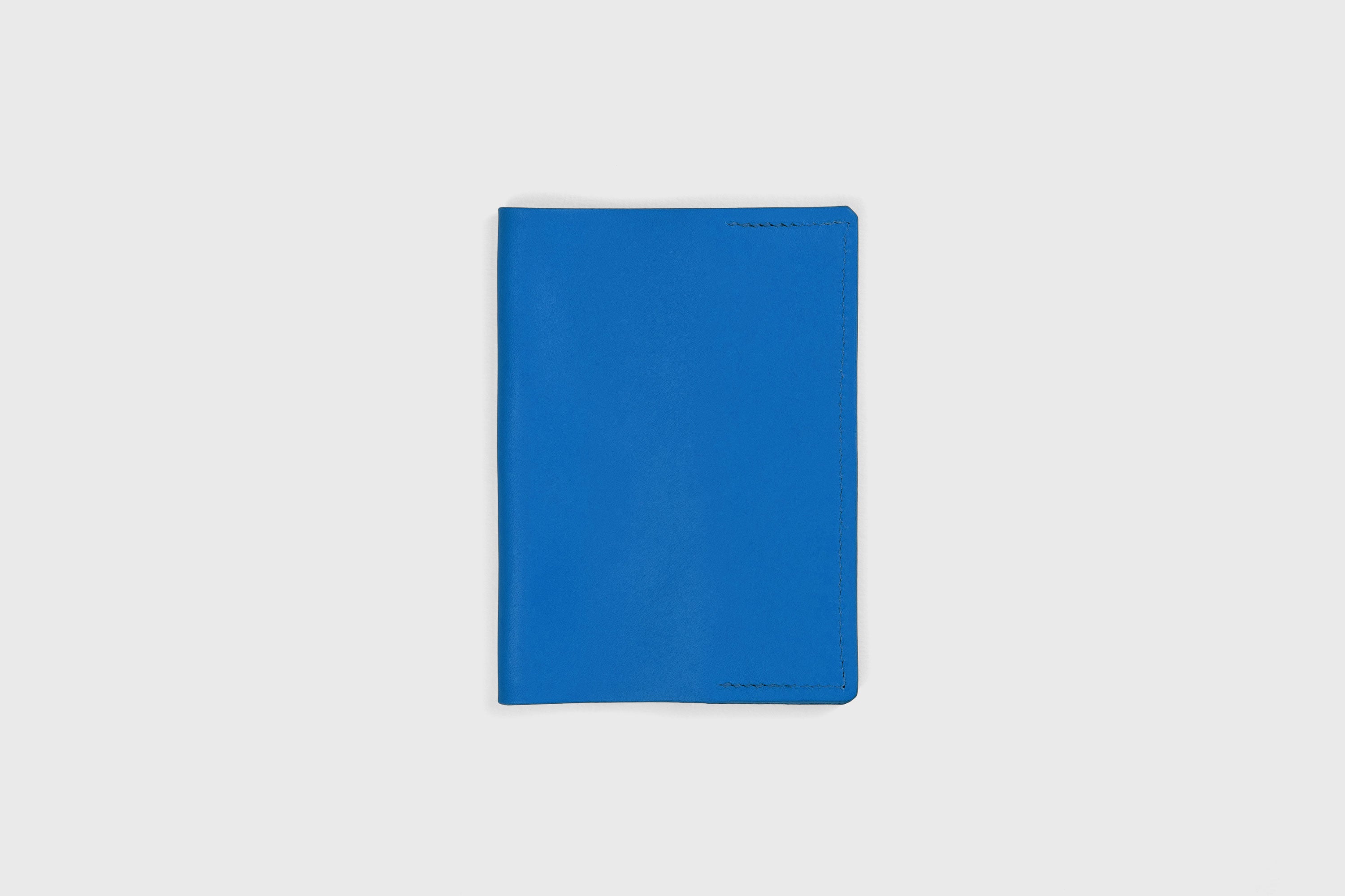 Passport Cover Holder Leather Dark Royal Blue Color Leather Sleeve Case Minimalistic Design Modern Premium Quality Handcraft Vegetable Tanned Leather Manuel Dreesmann Atelier Madre Barcelona Spain