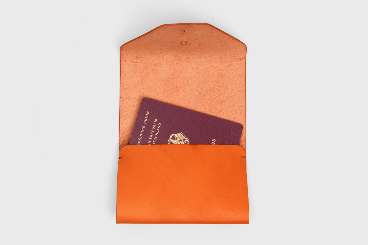 Passport Holder Orange Leather Atelier Madre Manuel Dreesmann Barcelona Spain 2