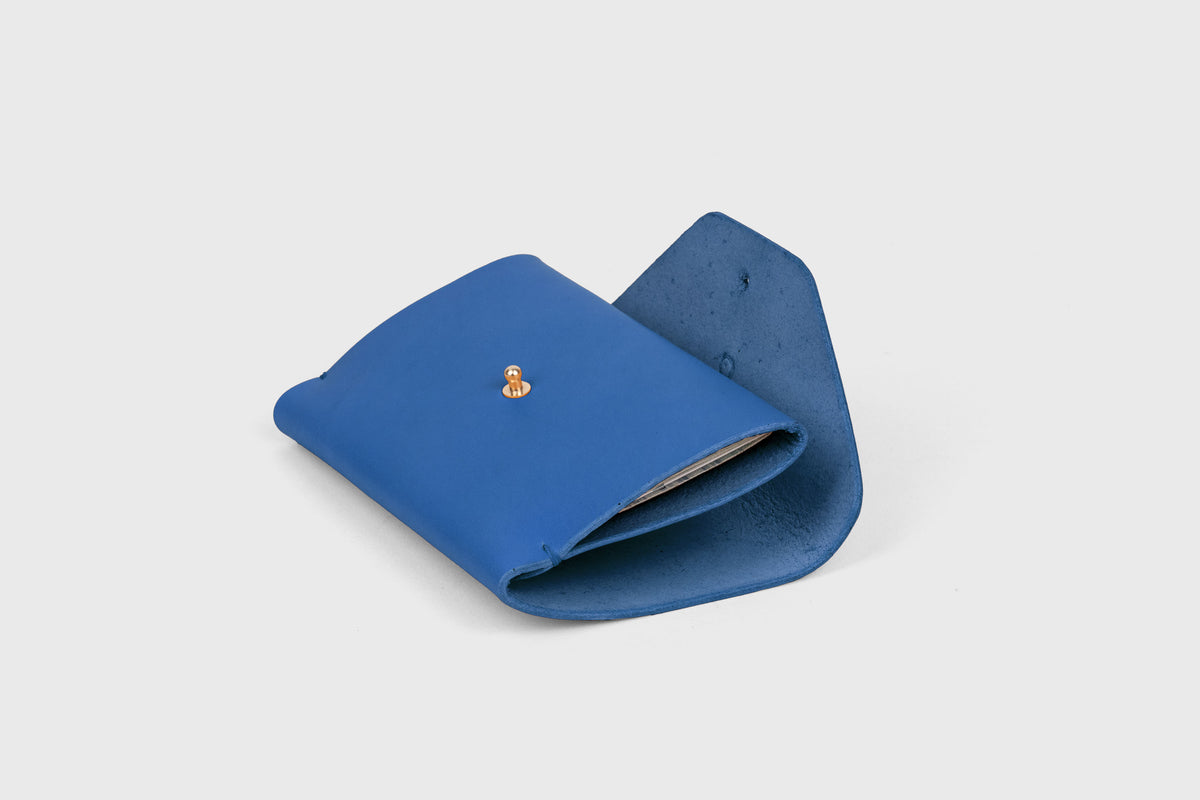 Passport Holder Royal Blue Leather Atelier Madre Manuel Dreesmann Barcelona Spain 1