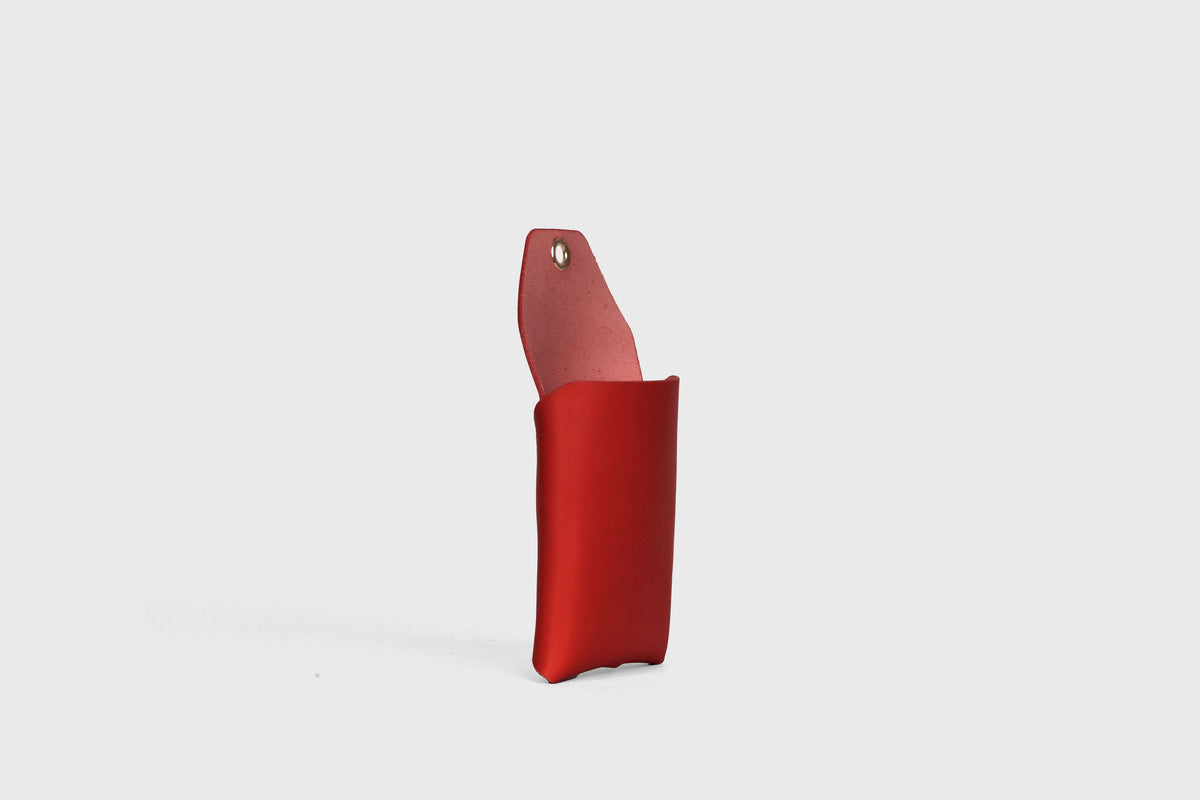 Phone Wall Hanger Red Leather Atelier Madre Manuel Dreesmann Barcelona Spain 2