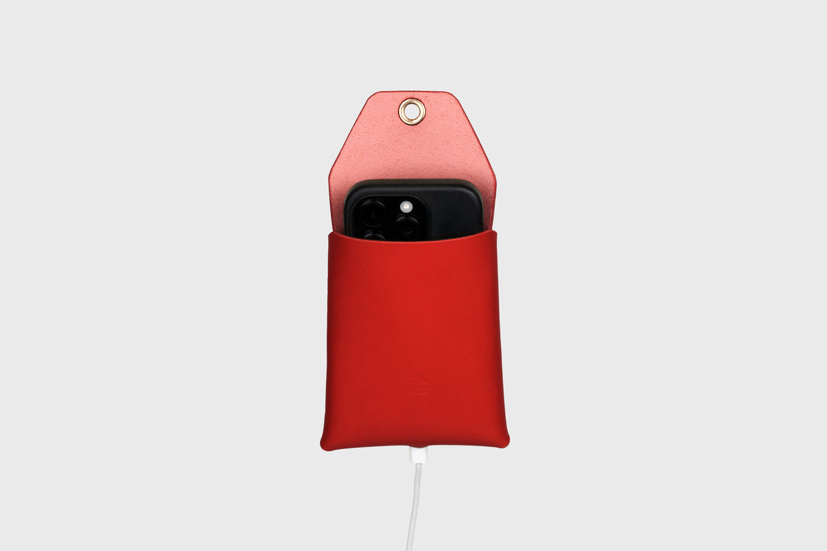 Phone Wall Hanger Red Leather Atelier Madre Manuel Dreesmann Barcelona Spain 4