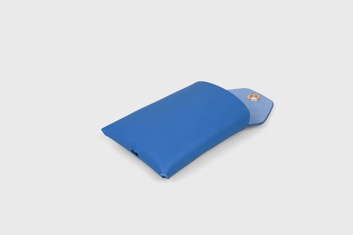 Phone Wall Hanger Royal Blue Leather Atelier Madre Manuel Dreesmann Barcelona Spain 3