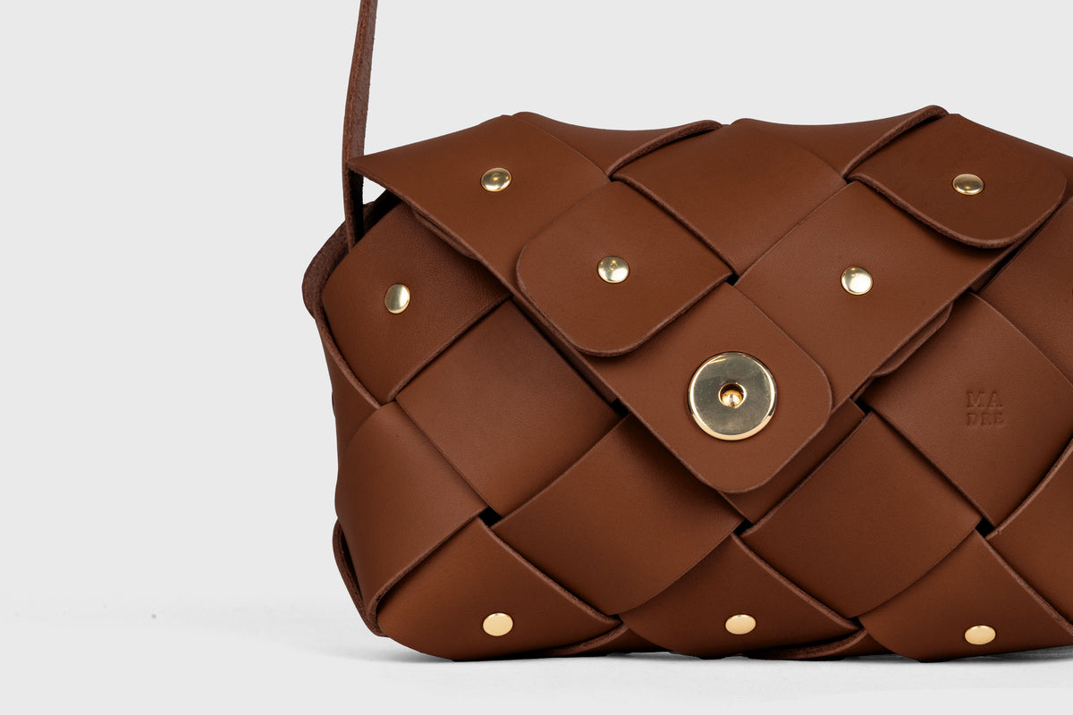 Pine Flap Bag Small Dark Brown Leather Atelier Madre Manuel Dreesmann Barcelona Spain 5