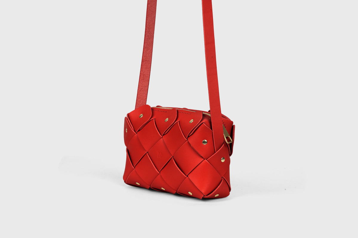 Pine Mini Zipper Bag Red Leather Atelier Madre Manuel Dreesmann Barcelona Spain 2