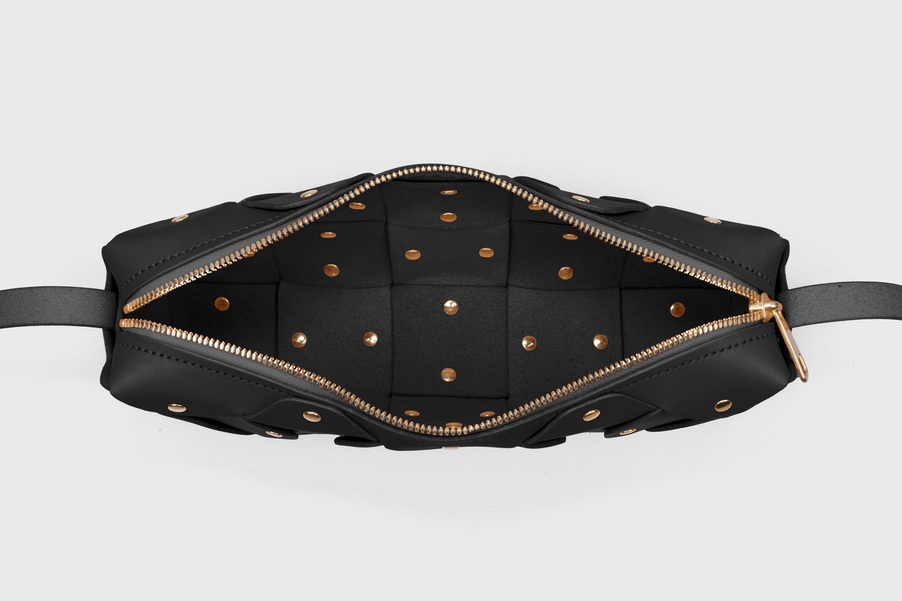 Rivet Bag 01 In Black Color In Vegetable Tanned Leather With Brass Rivets Unique Design Atelier Madre Manuel Dreesmann Barcelona Spain