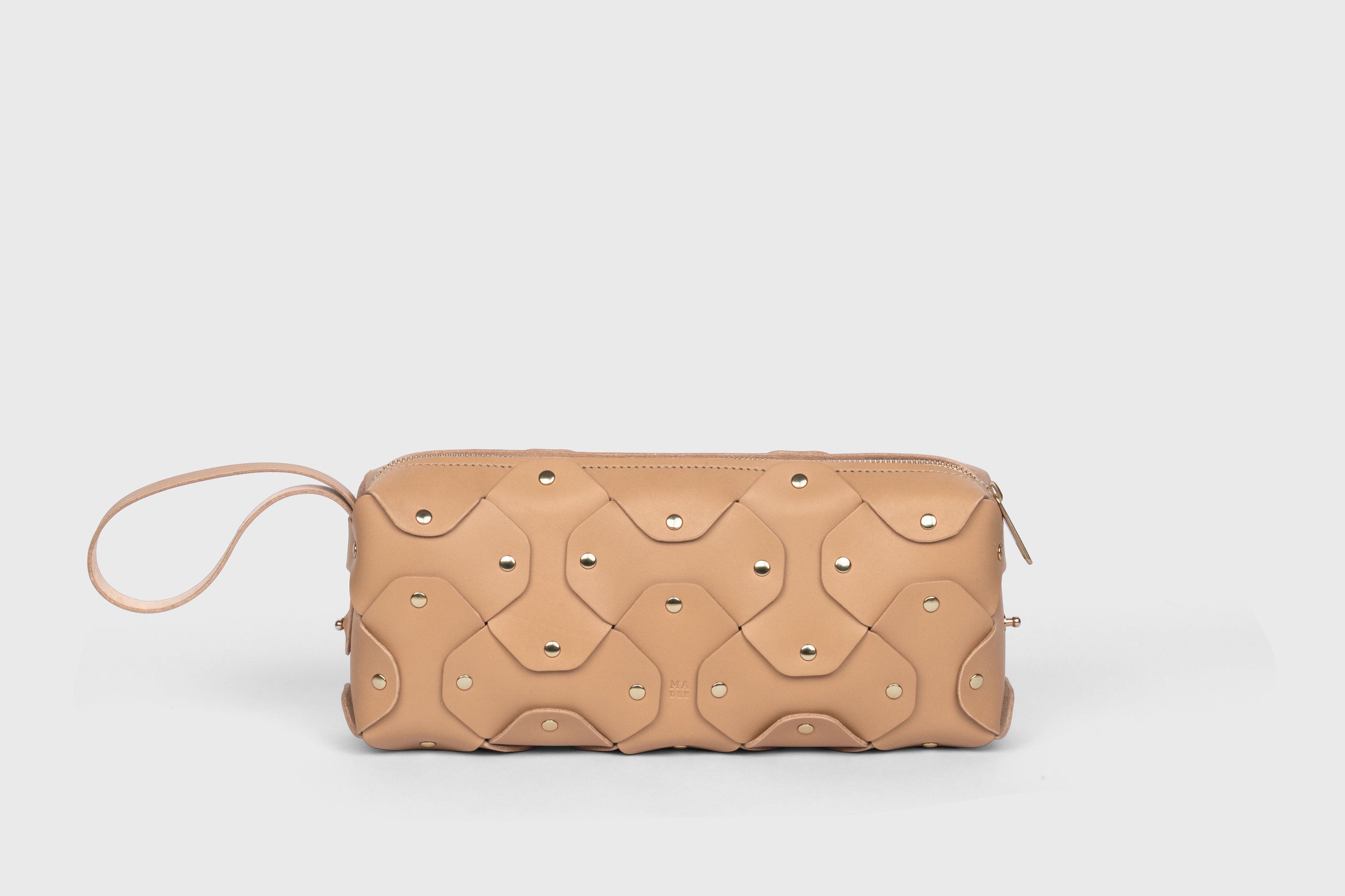 Rivet Bag 01 In Natural Color In Vegetable Tanned Leather With Brass Rivets Unique Design Atelier Madre Manuel Dreesmann Barcelona Spain