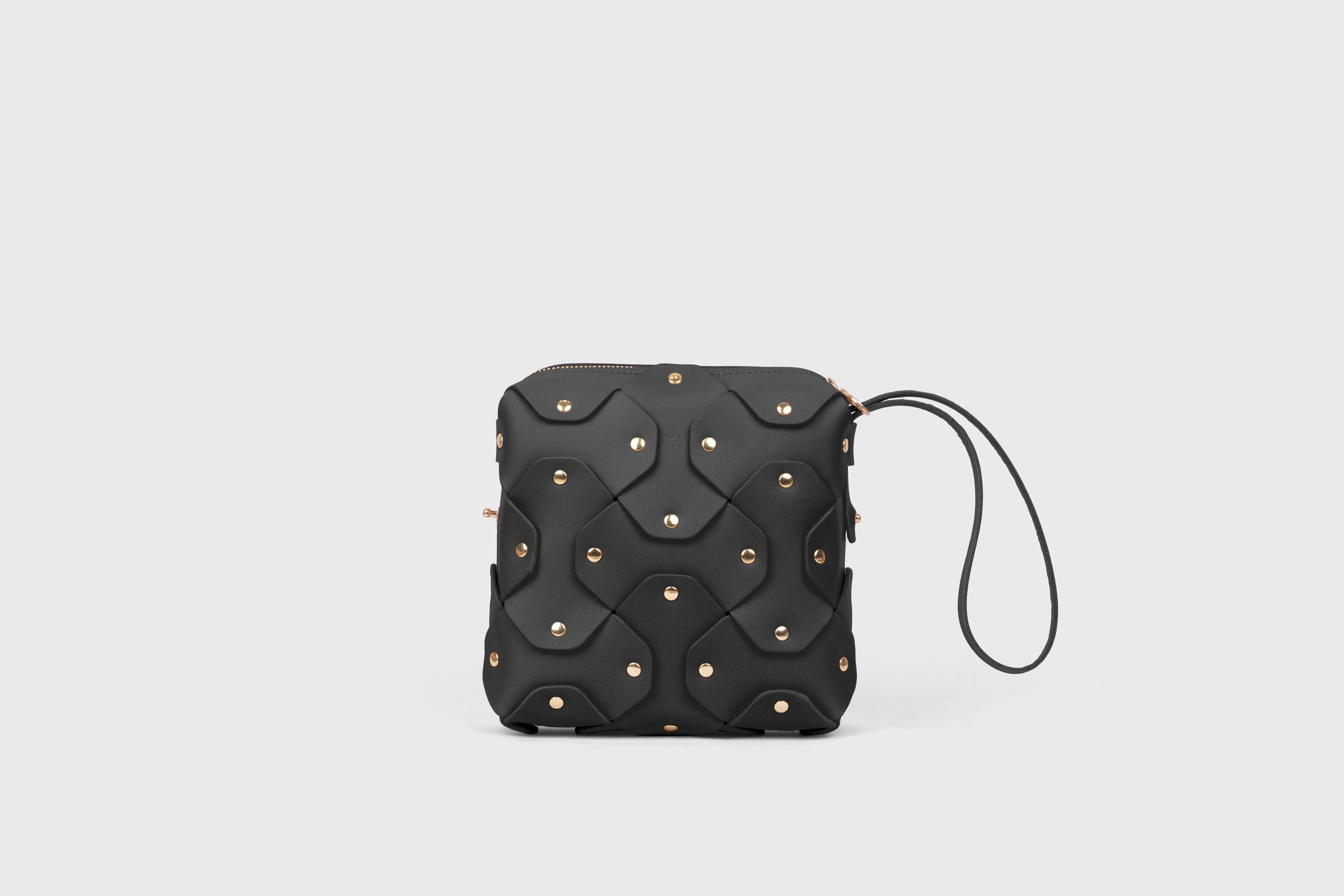Rivet Bag Squared, Black Colour Leather Bag, Minimalist Modern Design Premium Quality from Atelier Madre Manuel Dreesmann, Barcelona