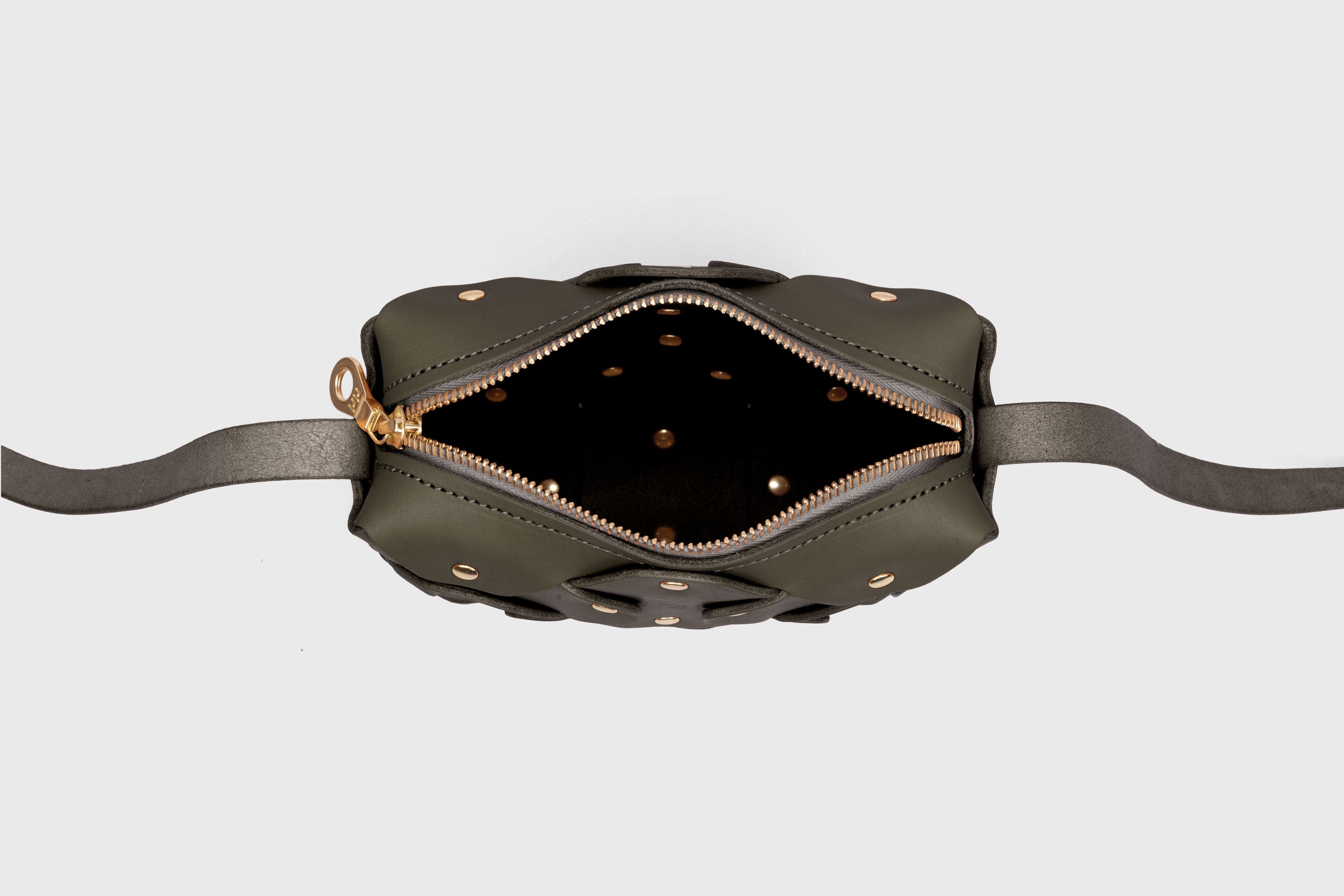 Rivet Bag Squared, Olive Green Colour Leather Bag, Minimalist Modern Design Premium Quality from Atelier Madre Manuel Dreesmann, Barcelona