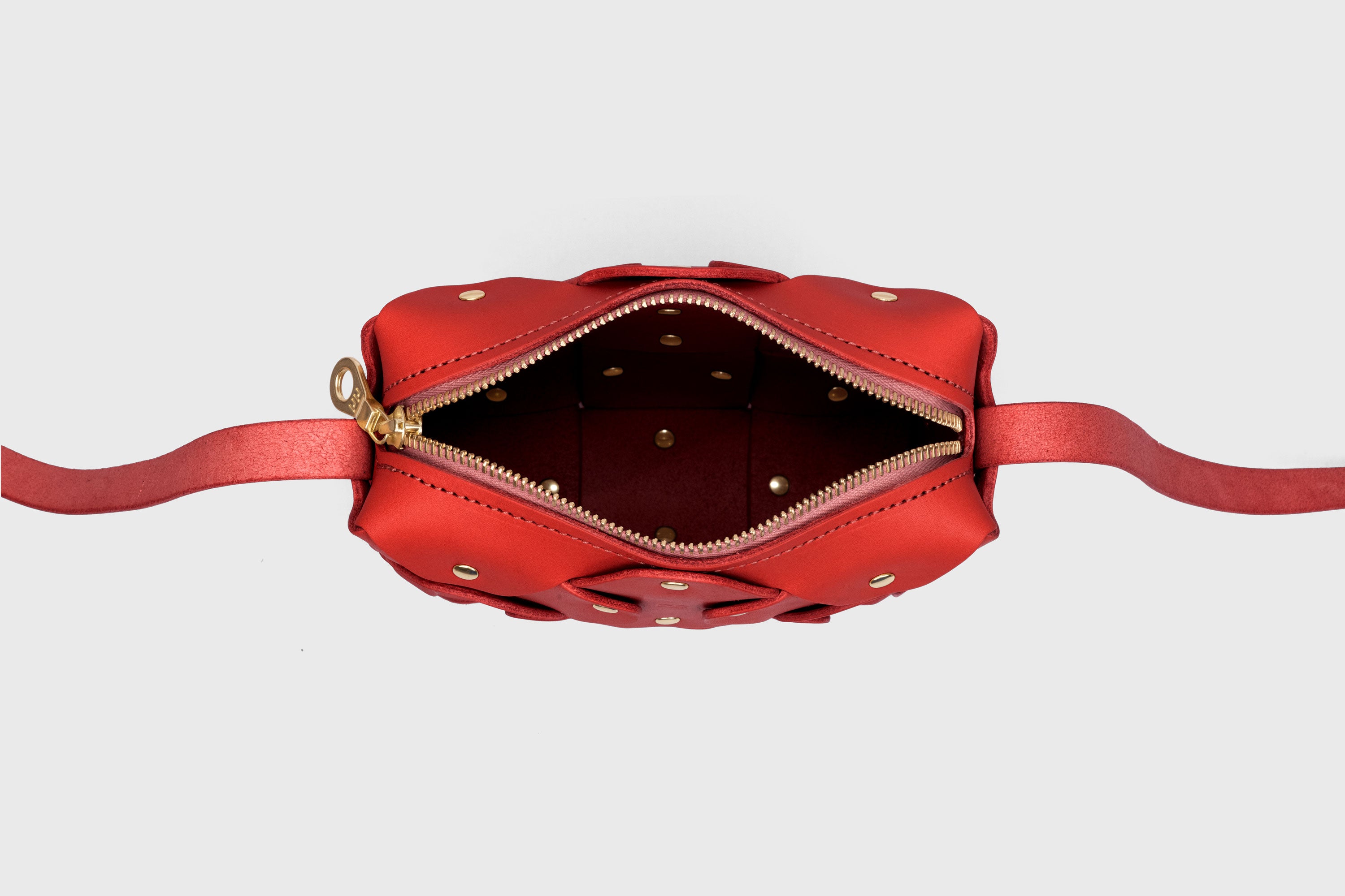Rivet Bag Squared, Red Colour Leather Bag, Minimalist Modern Design Premium Quality from Atelier Madre Manuel Dreesmann, Barcelona