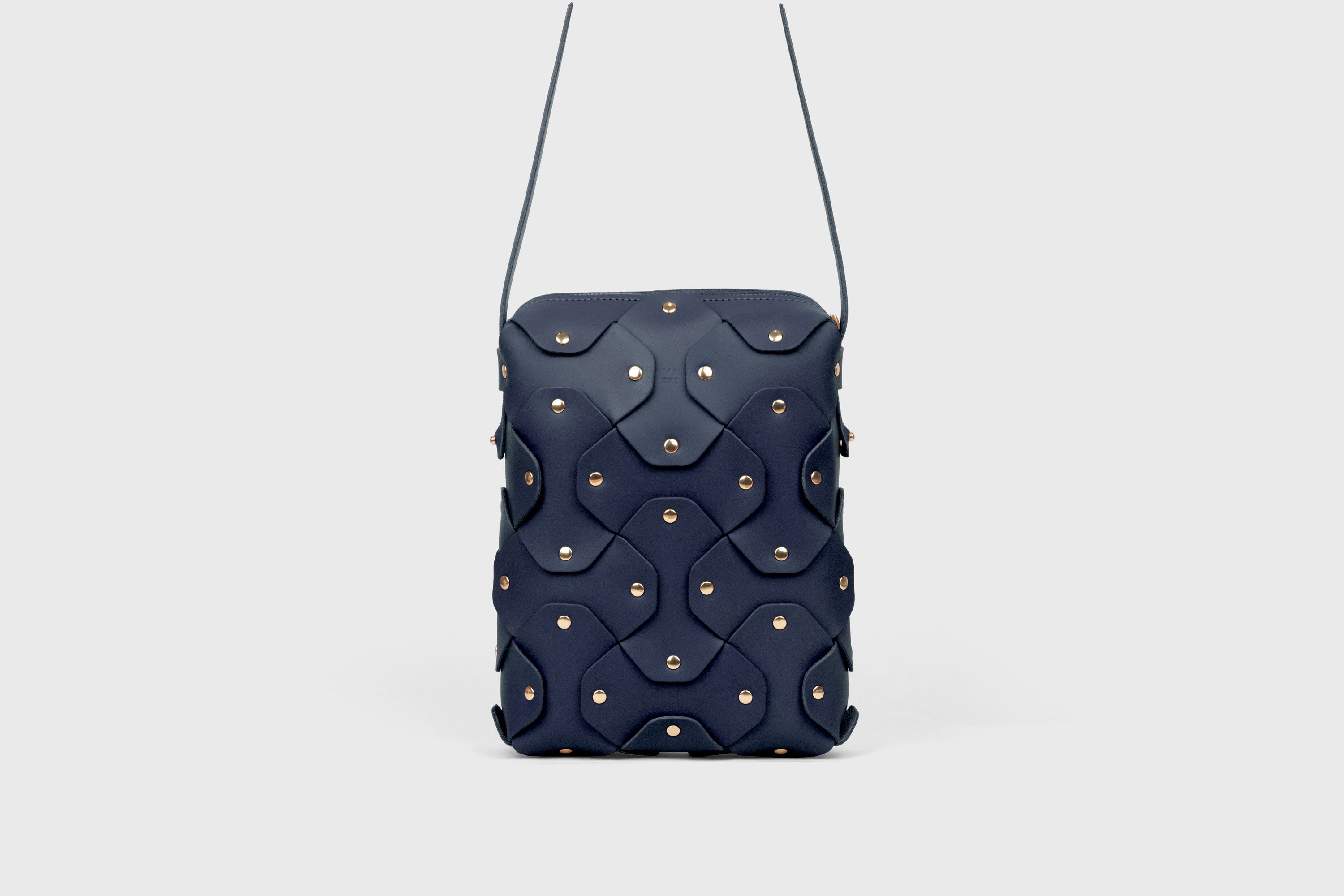 Rivet Bag Tall, Marine-Blue- Colour, Vegetable-Tanned Leather, Modern Minimal Design. Premium Quality, Atelier Madre, Manuel-Dreesmann, Barcelona