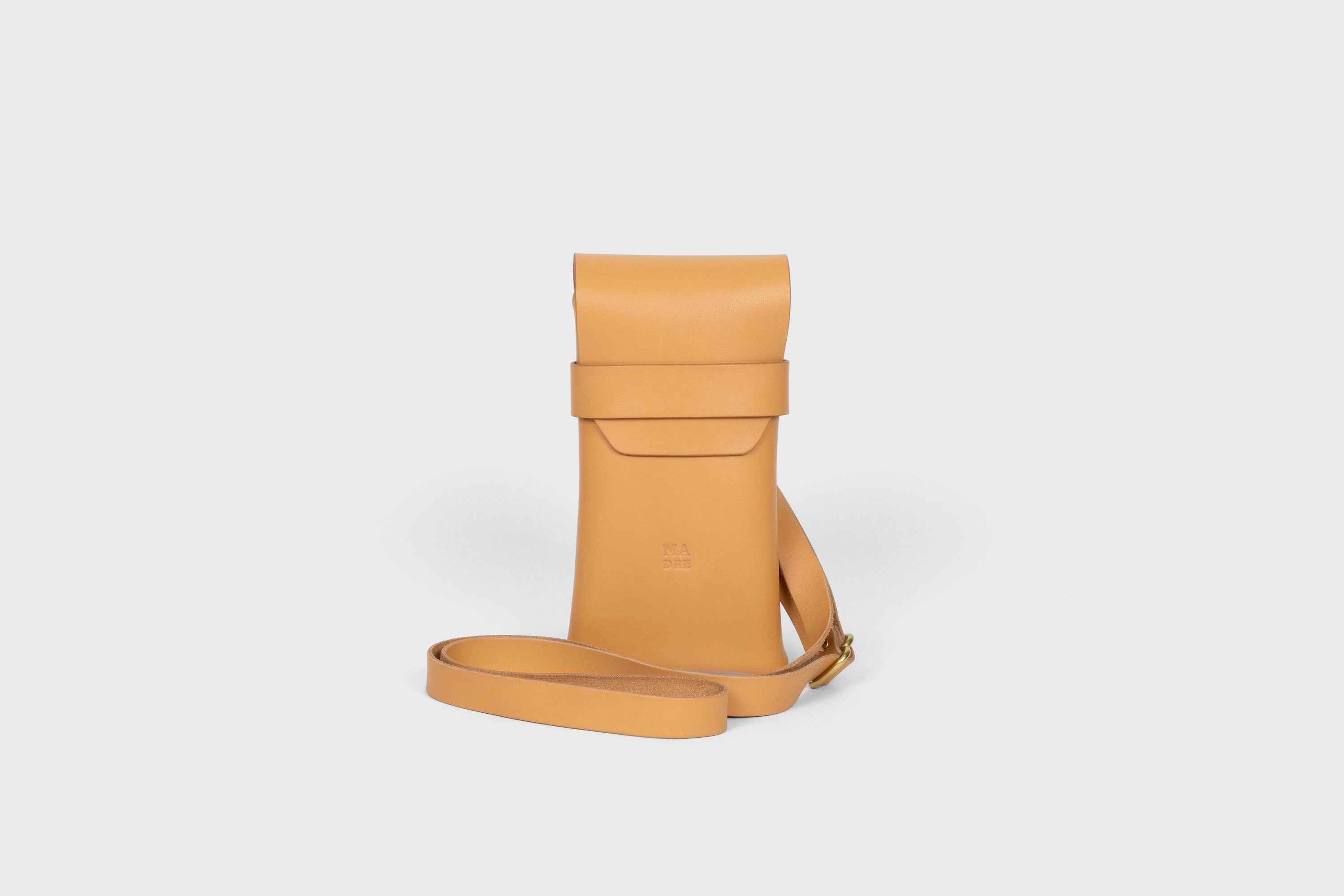 Sling Bag Pouch Leather Brown Color Crossbody Premium Quality Modern Minimalist Independent Designer Atelier Madre Manuel Dreesmann Barcelona Spain