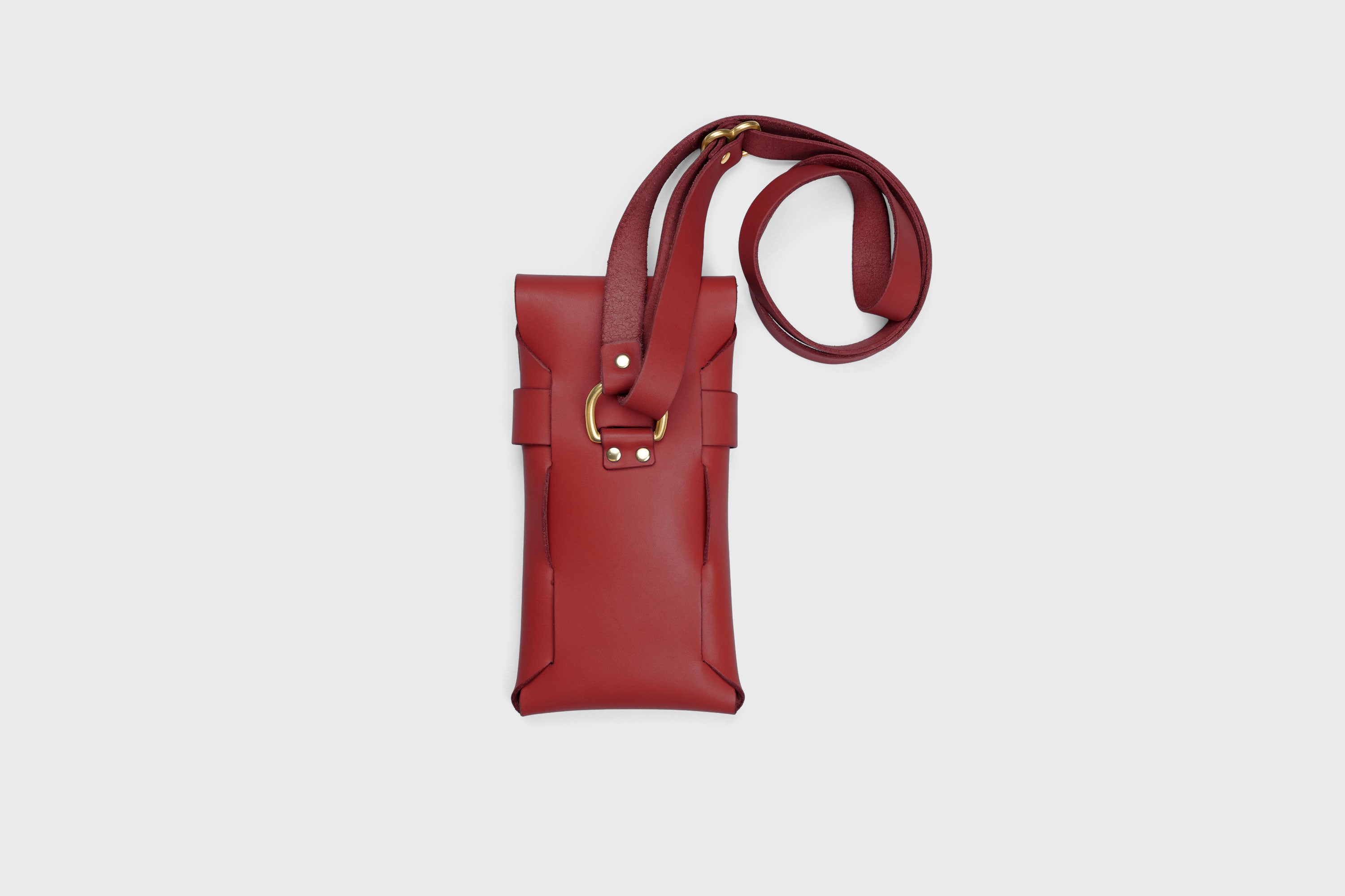 Sling Bag Pouch Leather Red Color Crossbody Premium Quality Modern Minimalist Independent Designer Atelier Madre Manuel Dreesmann Barcelona Spain