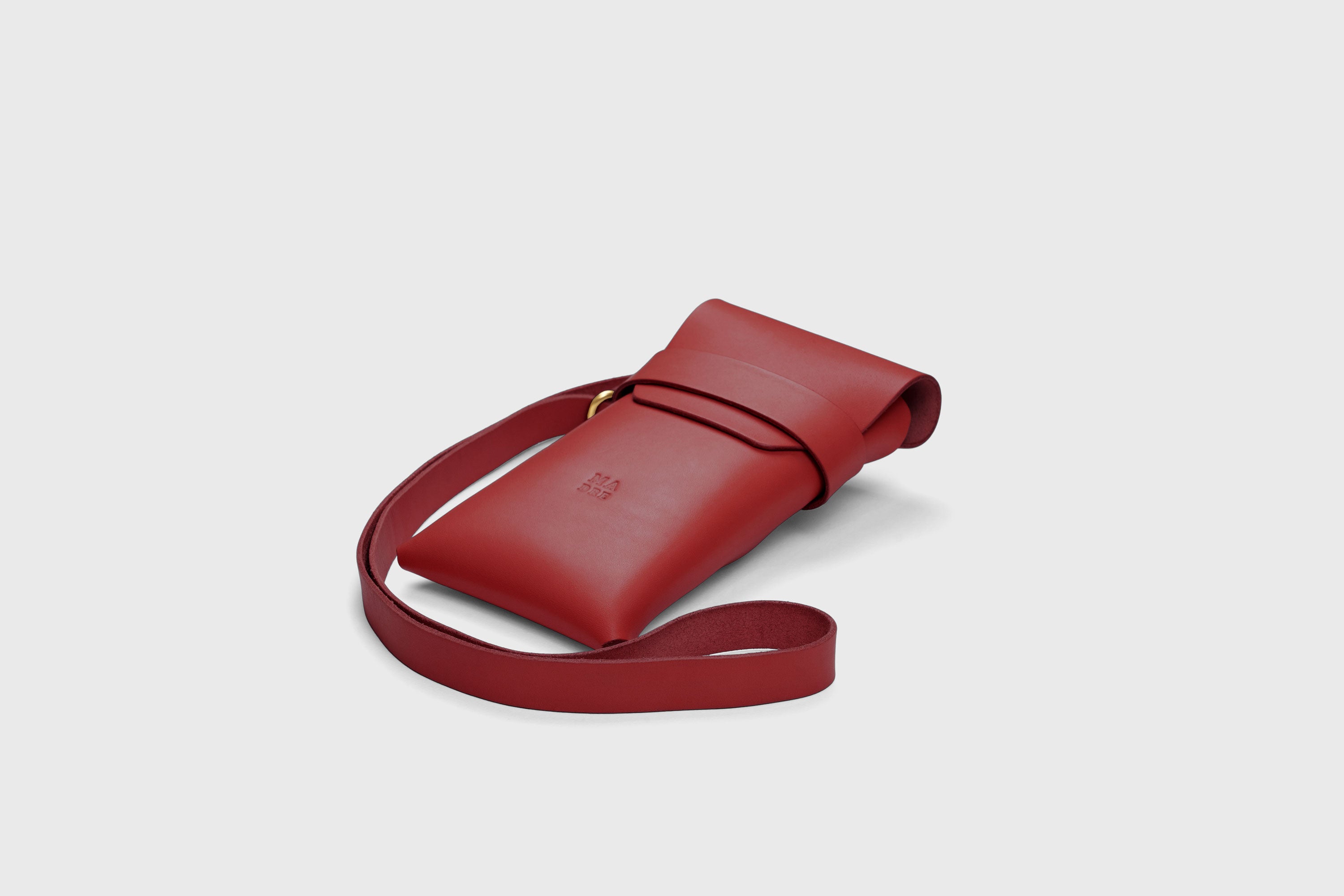 Sling Bag Pouch Leather Red Color Crossbody Premium Quality Modern Minimalist Independent Designer Atelier Madre Manuel Dreesmann Barcelona Spain