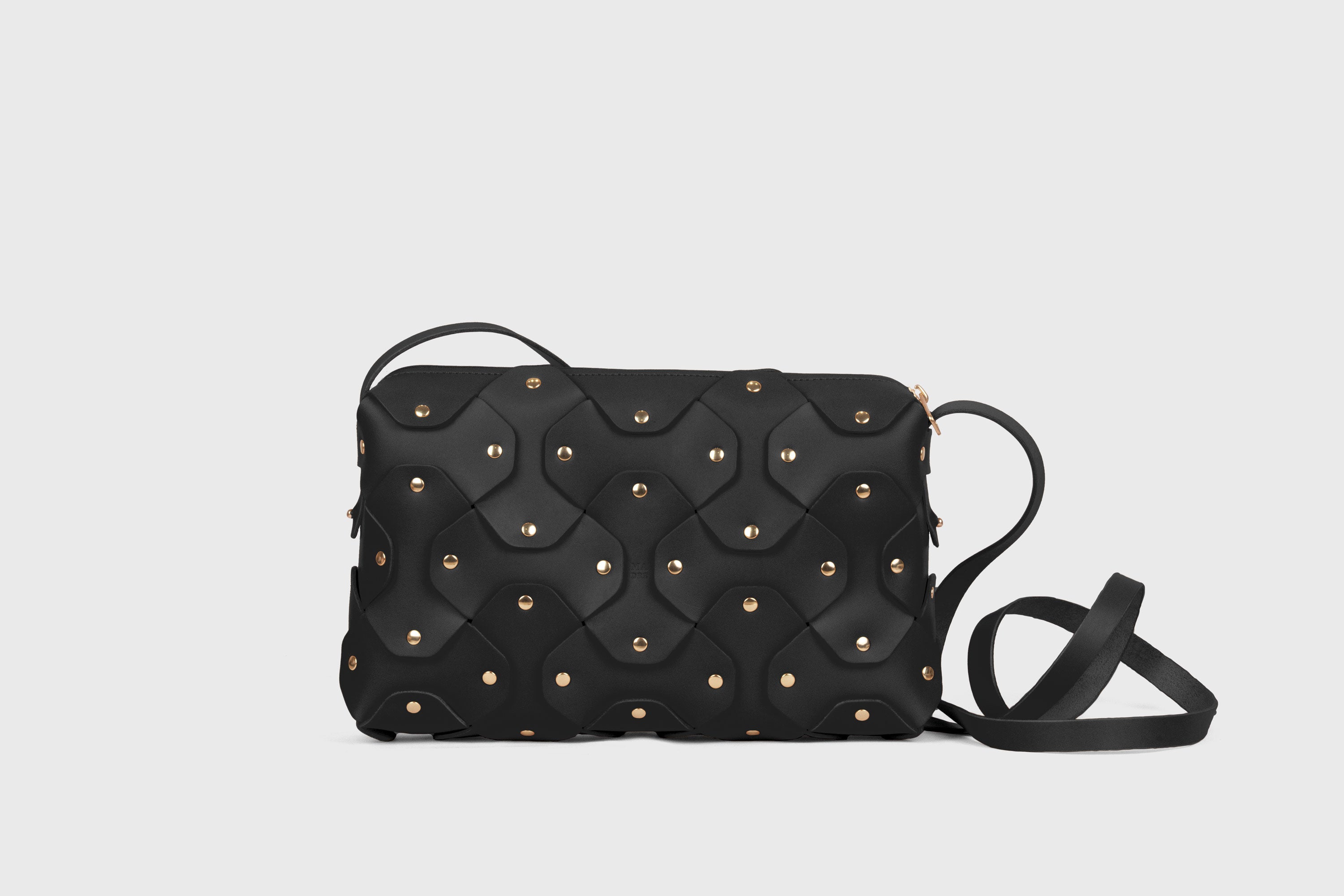 Mala Rivet Bag Grande em Couro Preto, Couro de Grão Inteiro Curtido Vegetal, de Qualidade Premium, Mala de Mão, Mala a Tiracolo, Clutch, Design Minimalista e Moderno, Atelier Madre Manuel Dreesmann, Barcelona, Espanha