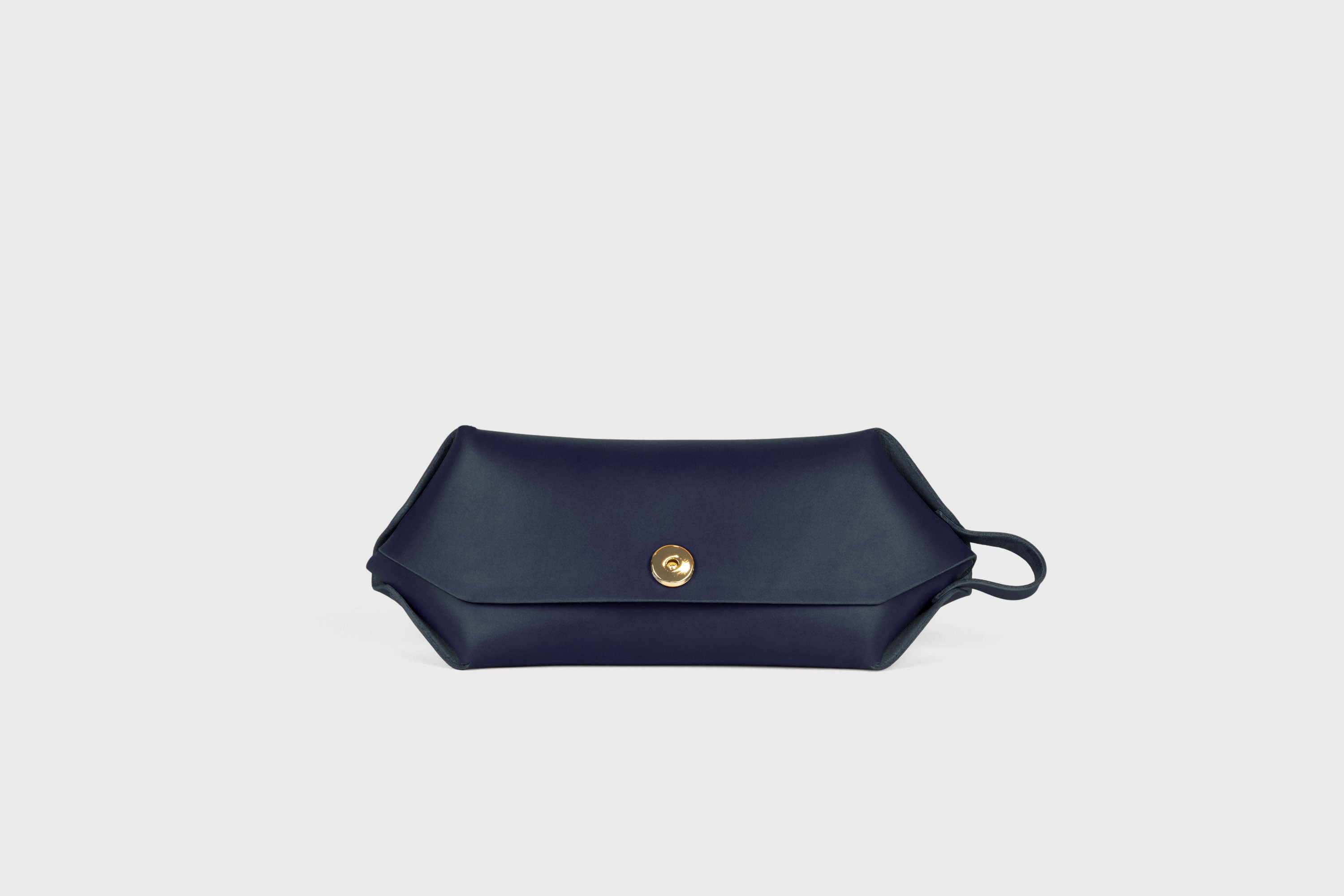 Cosmetic and Toiletry Bag Marine Blue Color Leather Dopp Kit Mens Woman's Pouch Makeup Case Minimalistic Modern Design Atelier Madre Manuel Dreesmann Barcelona Spain