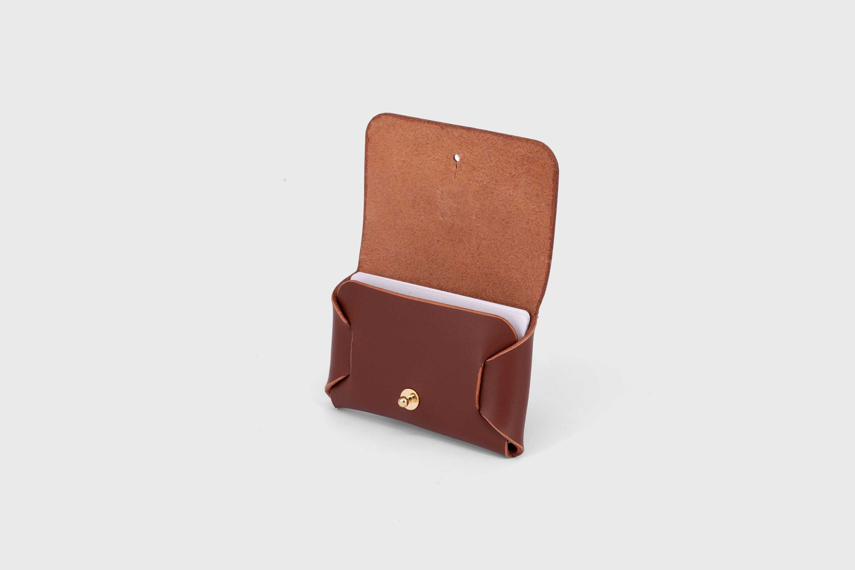 Leather wallet cardholder horizontal design dark brown color minimalist design atelier madre manuel dreesmann barcelona