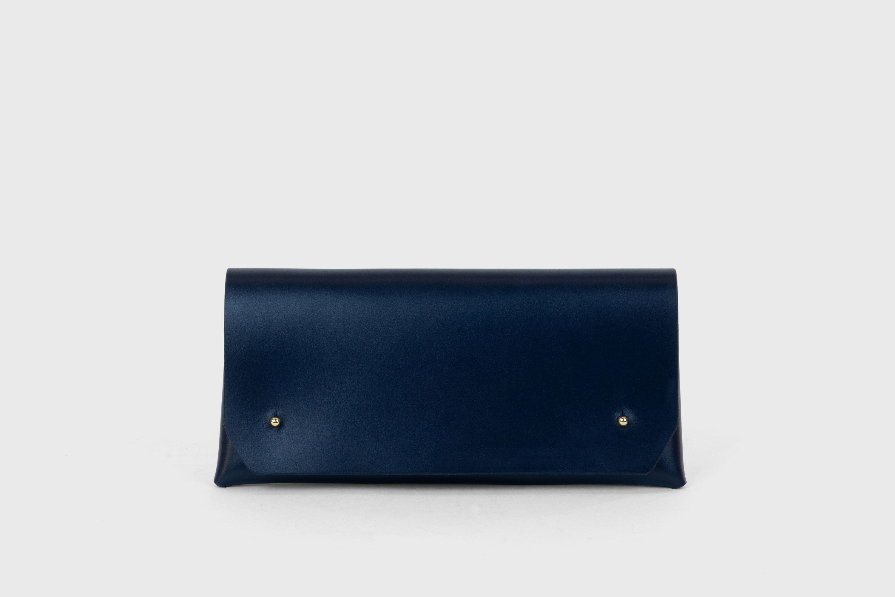 Wallet Pouch Marine Blue Color Leather Cardholder Phone Minimalistic Design Vegetable Tanned Leather Full Grain Premium Quality Atelier Madre Manuel Dreesmann Barcelona Spain