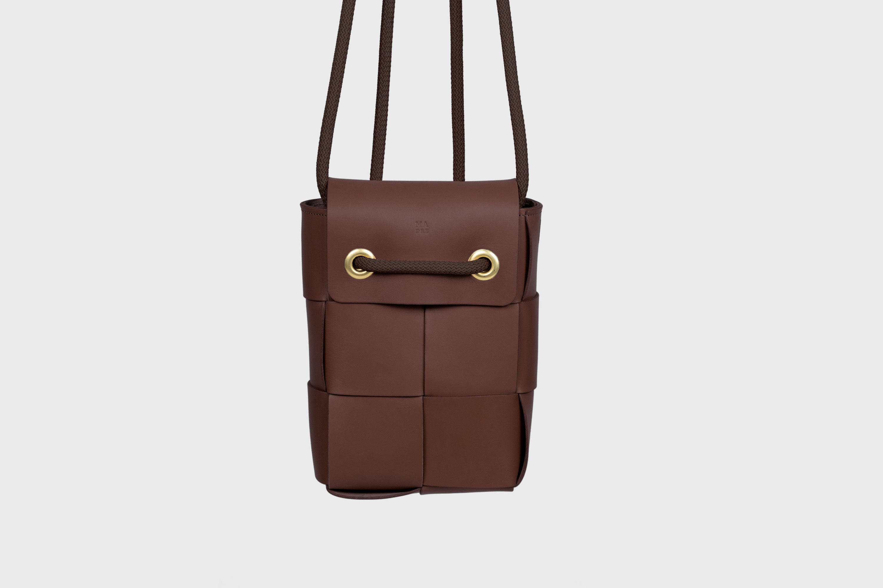 Woven Backpack Dark Brown Color Leather Weave Full Grain Vegetable Tanned Leather Premium Quality Minimalistic Modern Designer Atelier Madre Barcelona Spain
