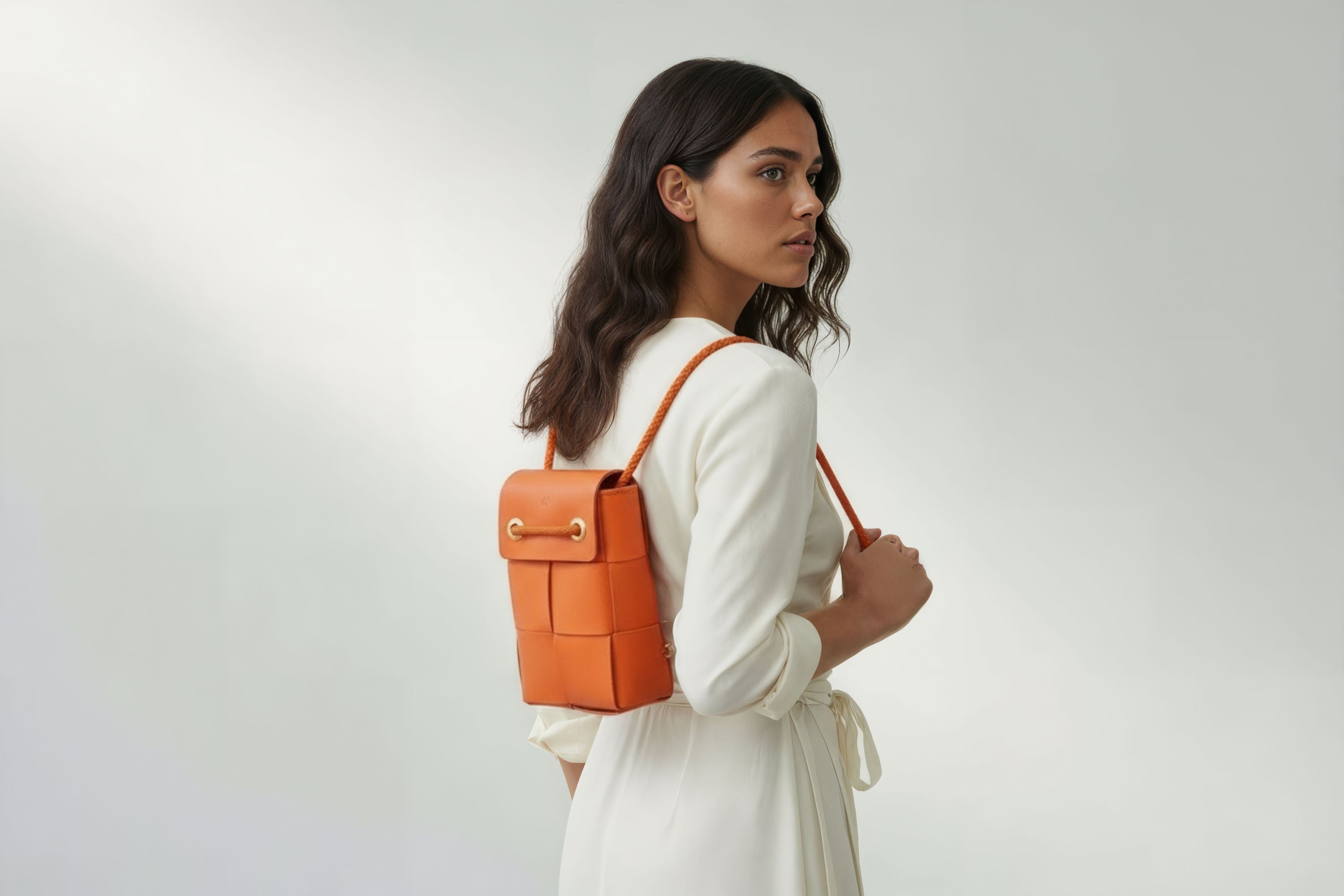 Woven Backpack Medium Orange Leather On Model Minimalistic Design Atelier Madre Manuel Dreesmann Barcelona