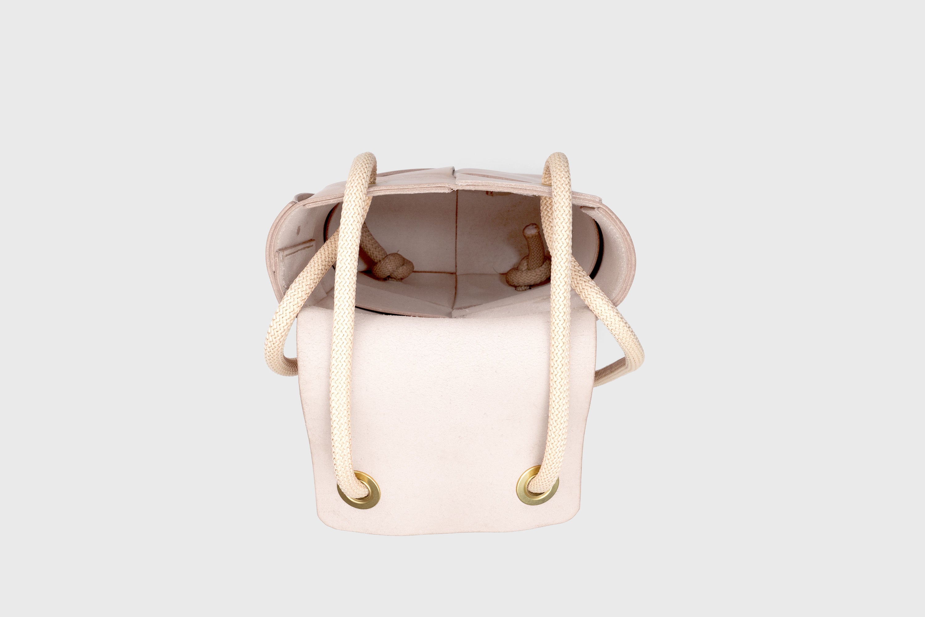 Woven Backpack Natural Color Leather Weave Full Grain Vegetable Tanned Leather Premium Quality Minimalistic Modern Designer Atelier Madre Barcelona Spain
