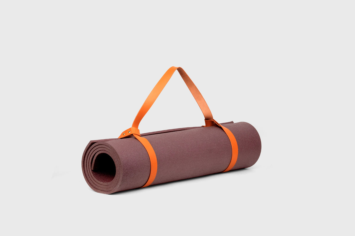 Yoga Mat Strap Orange Leather Manuel Dreesmann Atelier Madre Barcelona Spain 2