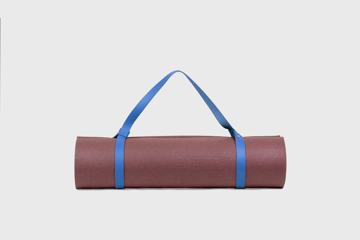 Yoga Mat Strap Royal Blue Leather Manuel Dreesmann Atelier Madre Barcelona Spain 1