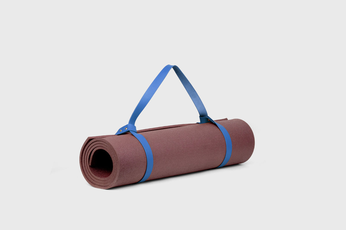 Yoga Mat Strap Royal Blue Leather Manuel Dreesmann Atelier Madre Barcelona Spain 2