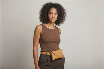 Leather Belt Bag | Atelier Madre display picture 2