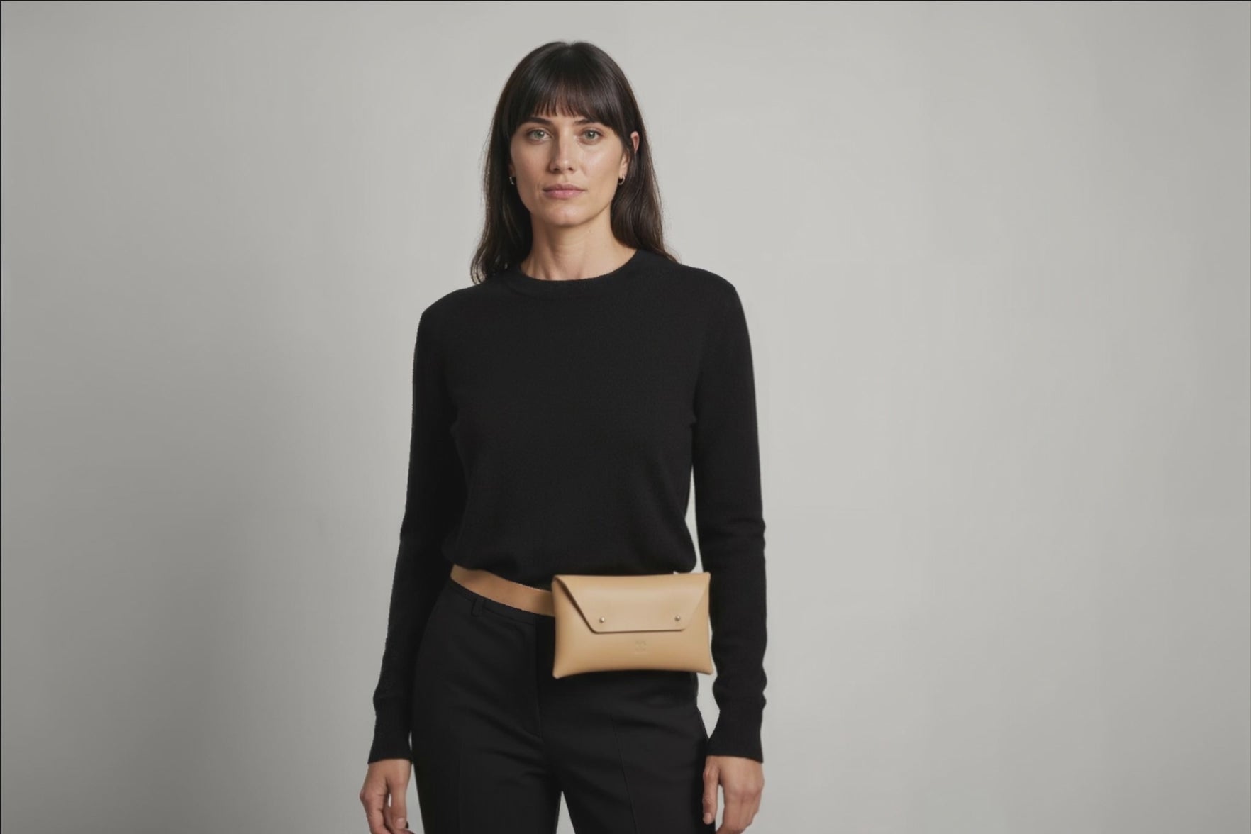 Belt Bag Leather Natural Color On A Woman Model Fanny Pack Waist Bag Vegetable Tanned Leather Full Grain Premium Quality Modern Minimalist Design Atelier Madre Manuel Dreesmann Barcelona Spain