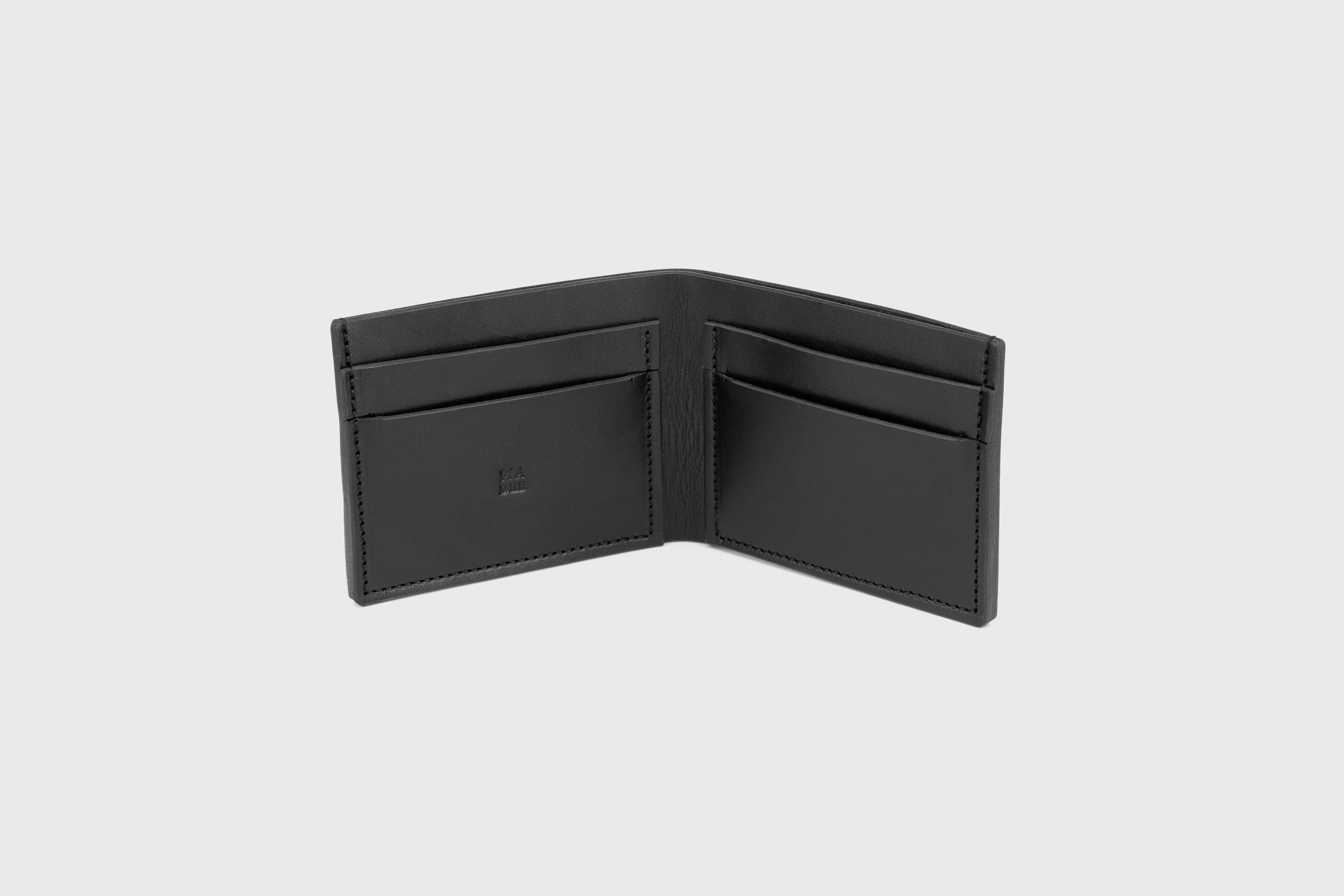 Bifold Wallet Black Leather Vegetable Tanned Leather Premium Classic Design and Handcrafted By Atelier Madre Manuel Dreeesmann Barcelona Spain