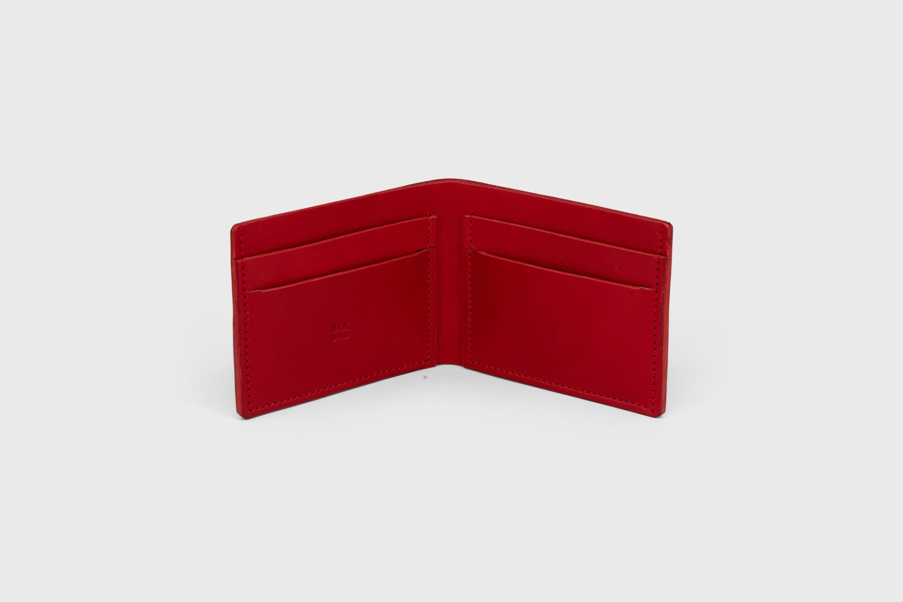 Bifold Wallet Red Leather Vegetable Tanned Leather Premium Classic Design and Handcrafted By Atelier Madre Manuel Dreeesmann Barcelona Spain