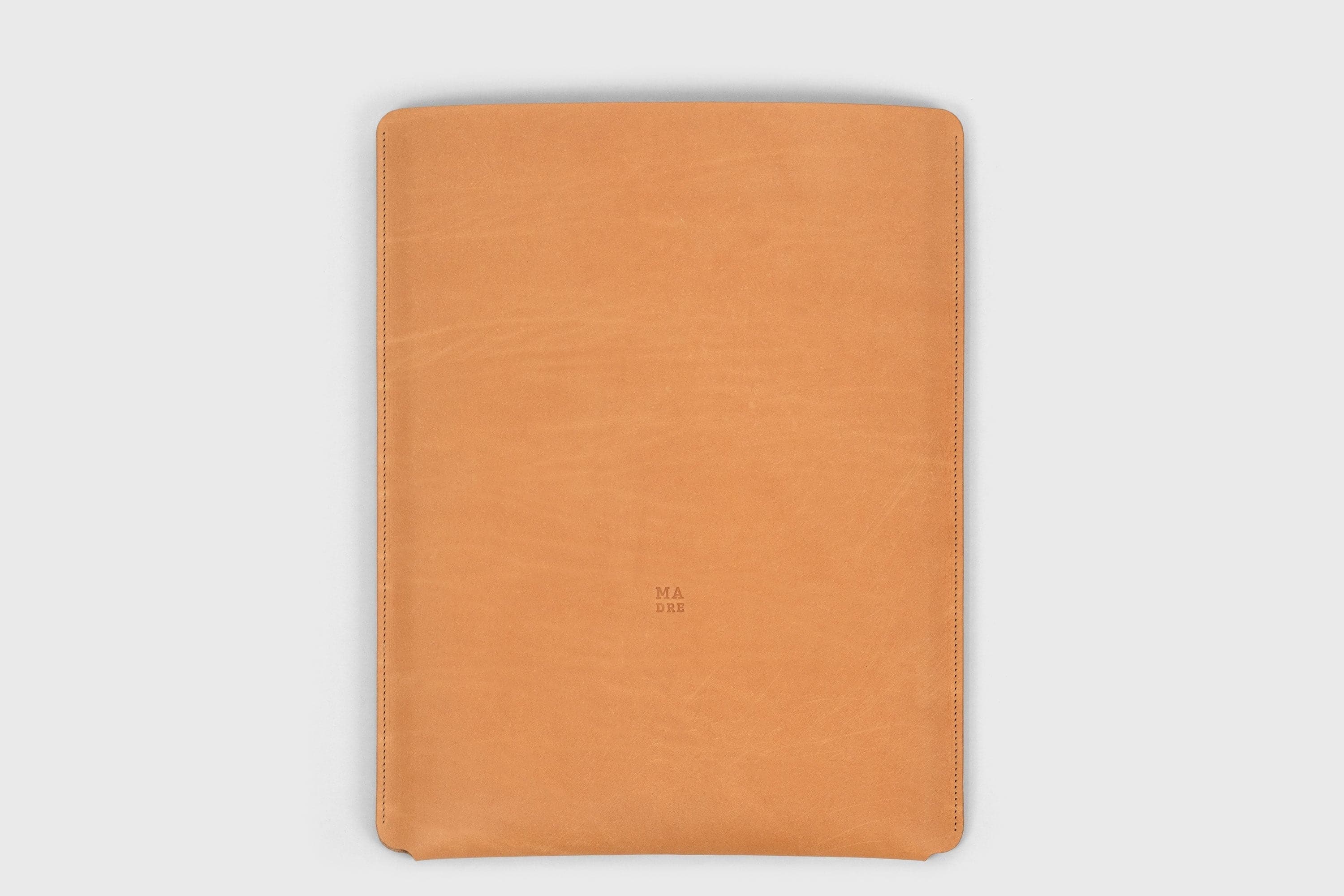 MacBook Pro 16 Inch Sleeve Leather Slip Case Bag 2022 Brown Manuel Dreesmann Atelier Madre