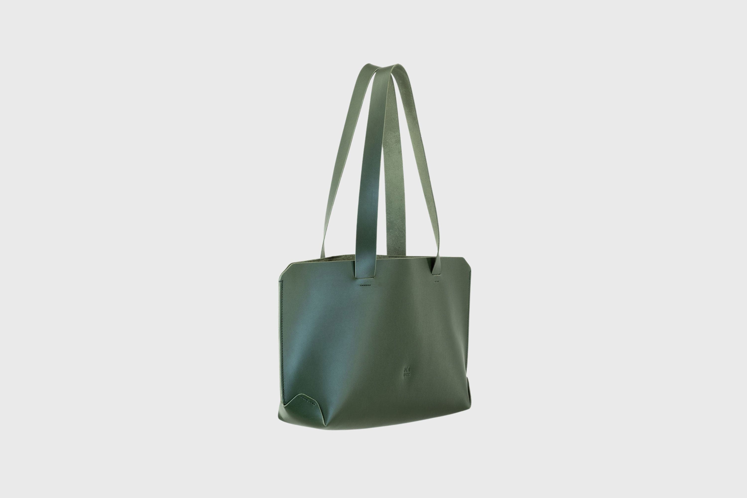 Tote Bag Dark Green Leather Vegetable Tanned Leather Made By Hand and Design By Manuel Dreesmann Atelier Madre Barcelona Spain