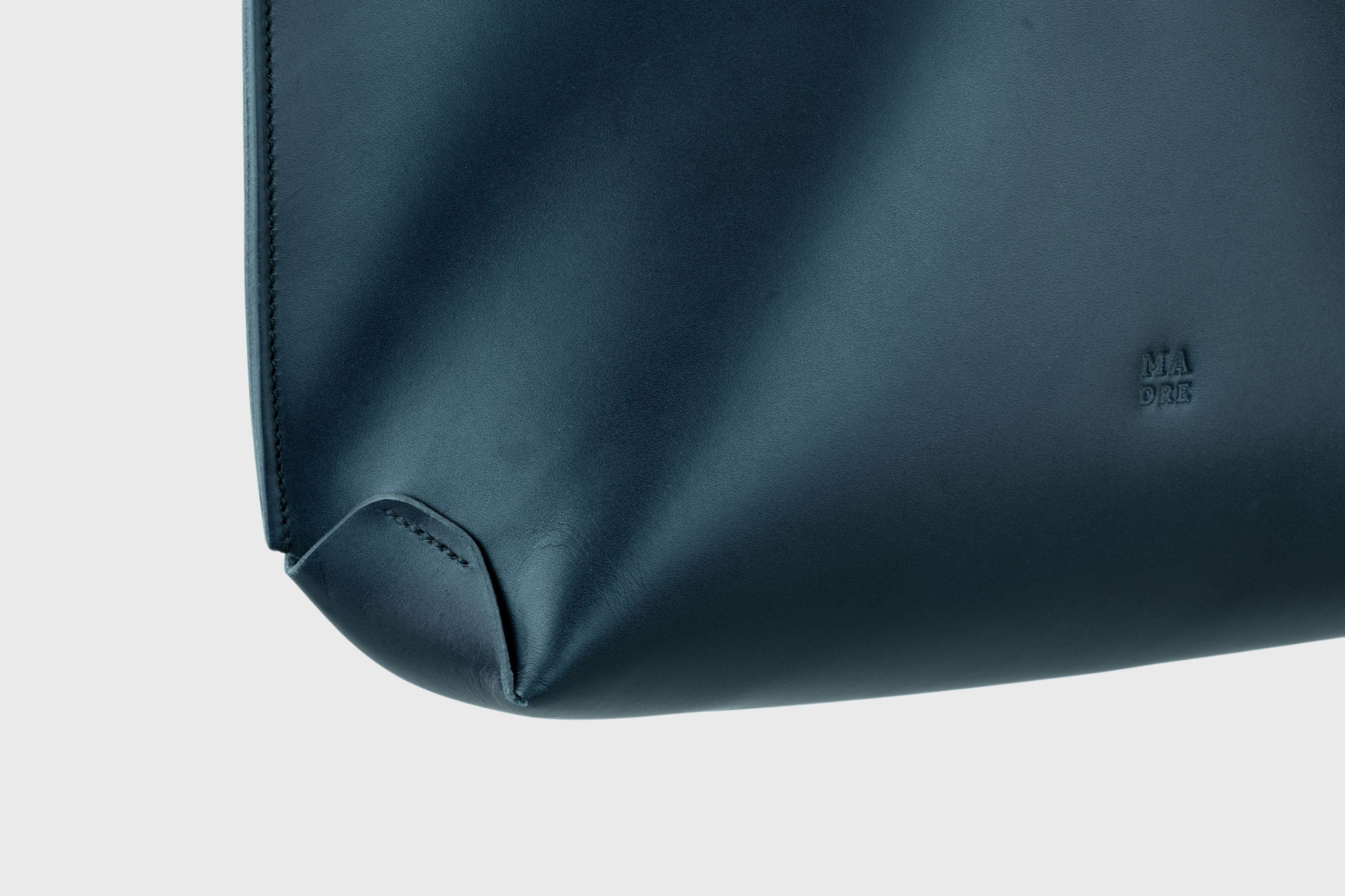 Saddlestitched Tote Bag Leather Marine Blue Detail Minimalistic Design By Manuel Dreesmann Atelier Madre Barcelona Spain